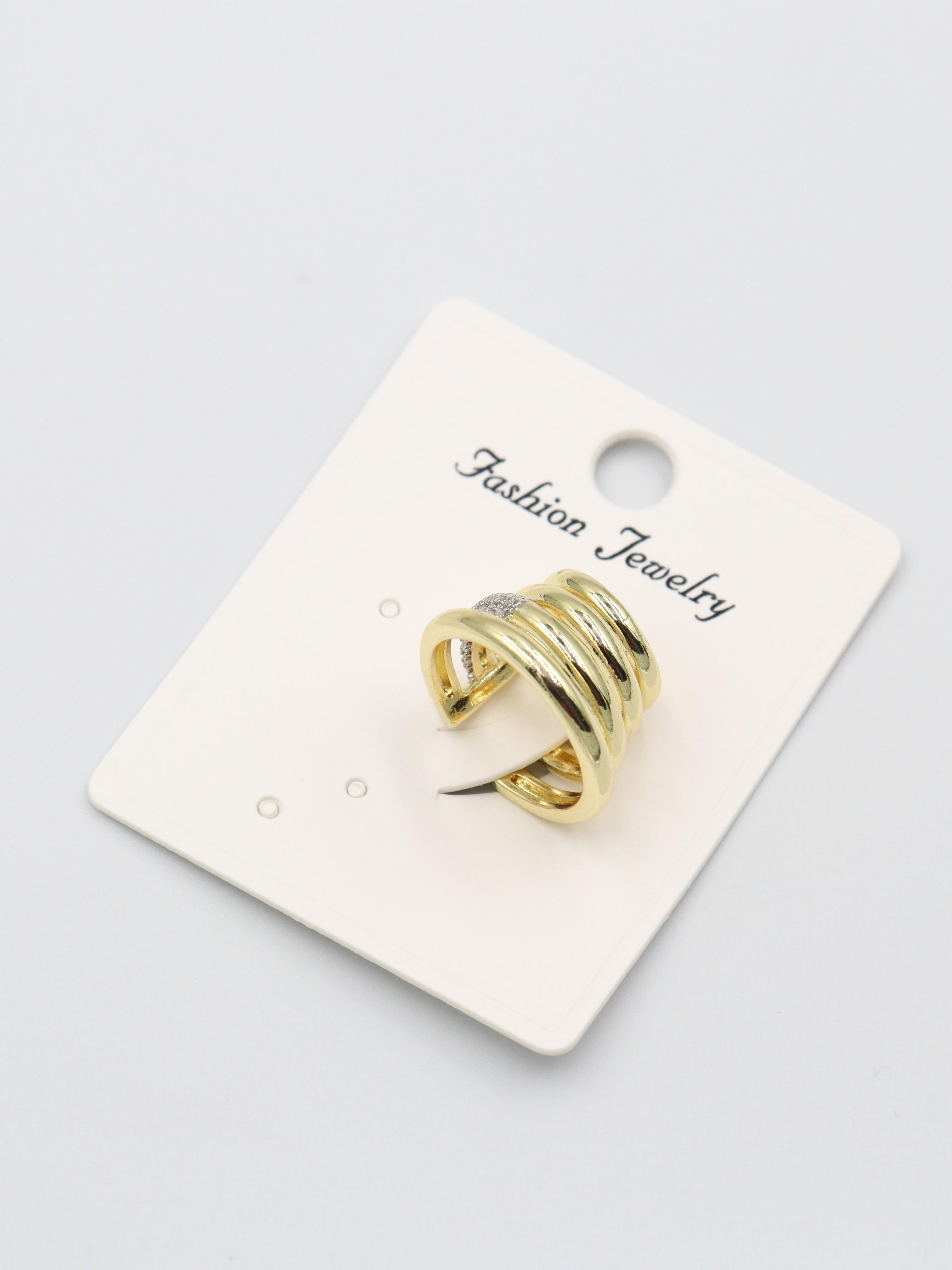 EARCUFF