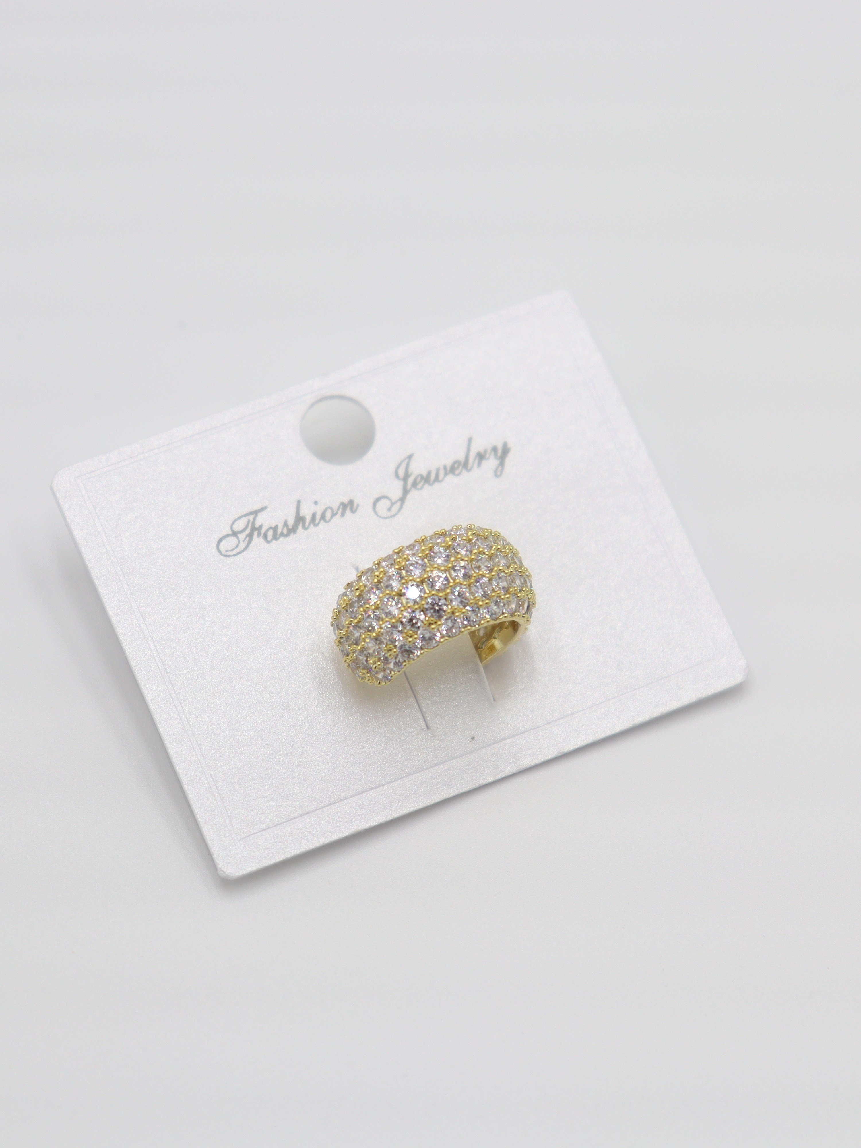 EARCUFF