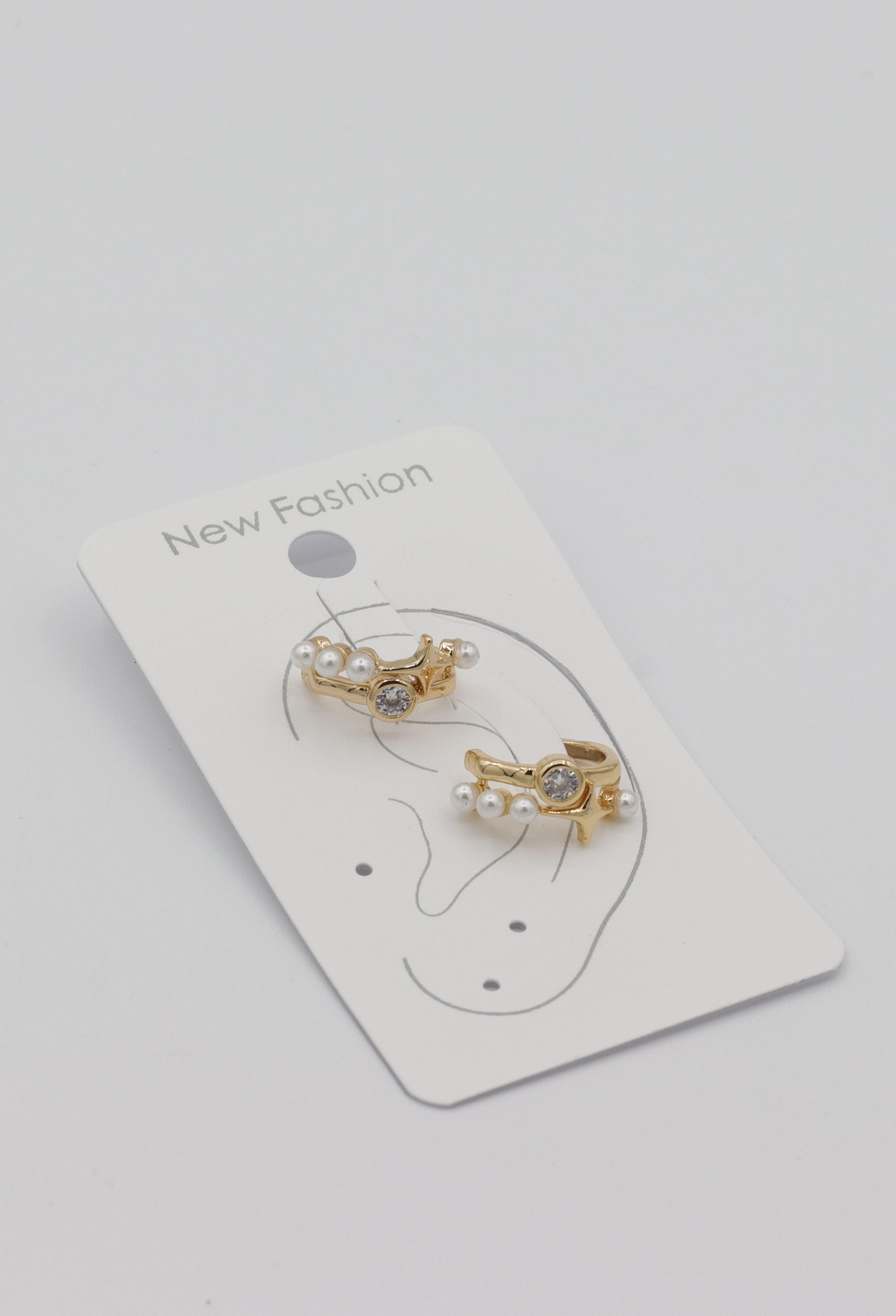EARCUFF