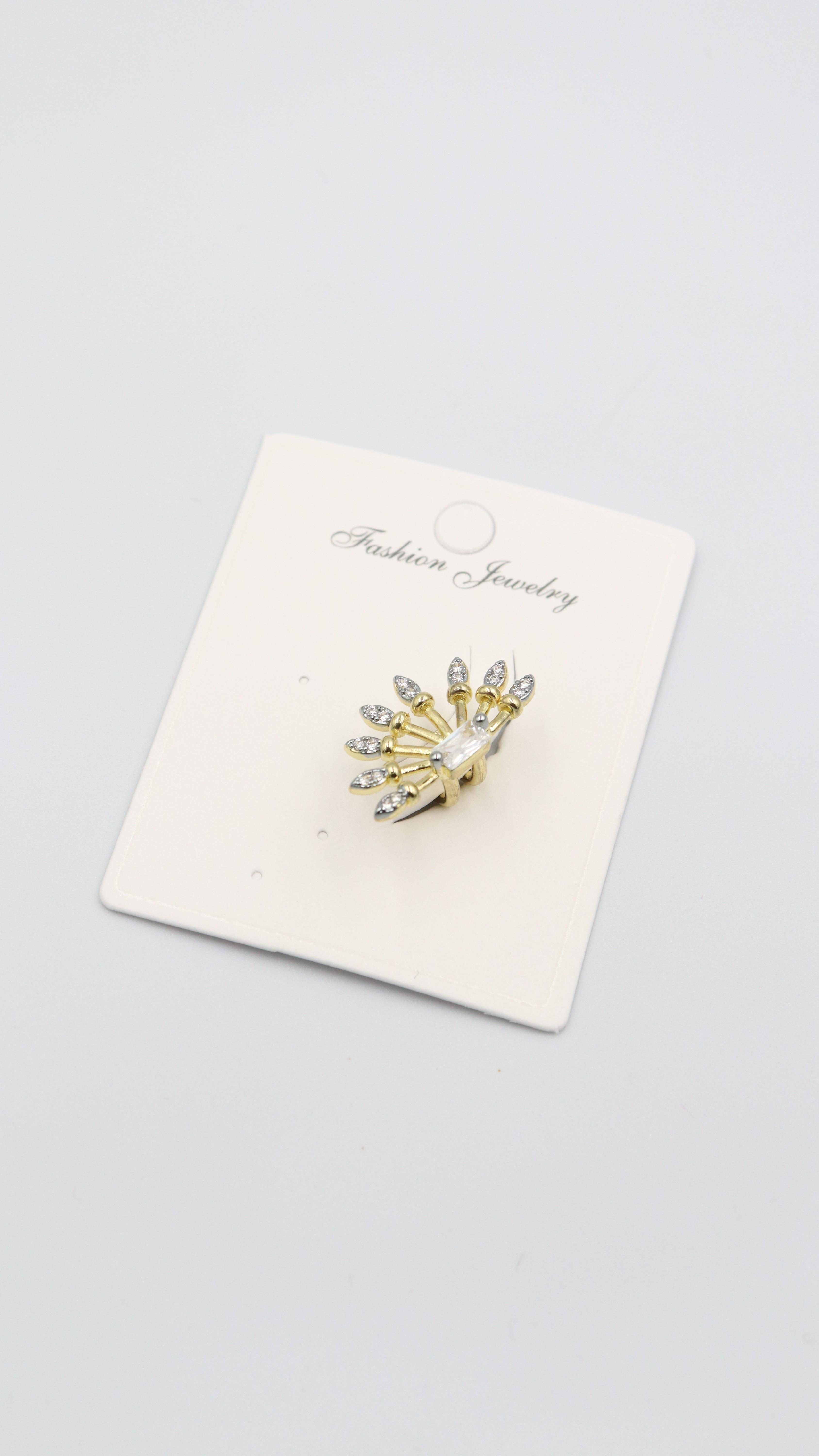 EARCUFF