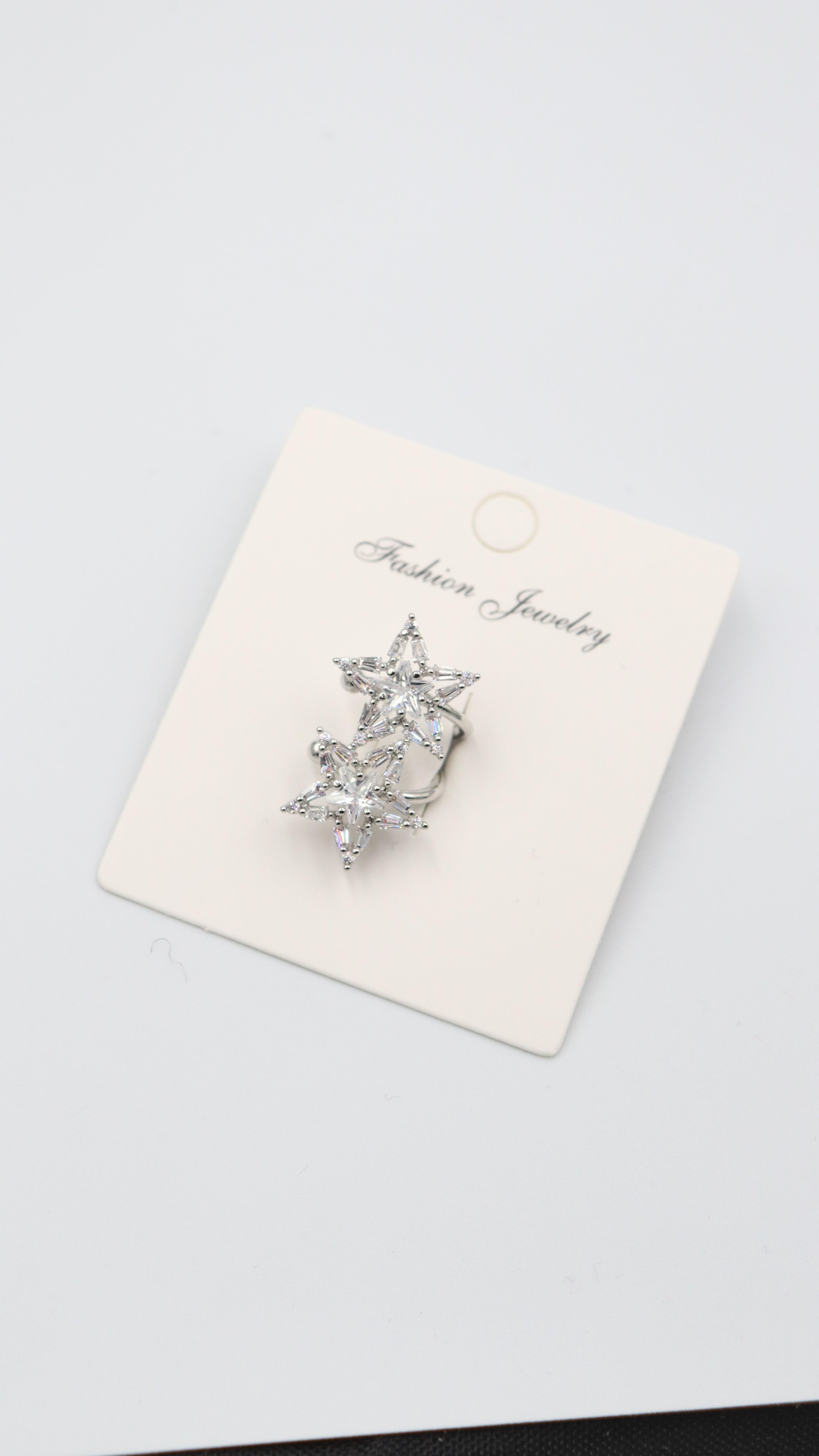 EARCUFF