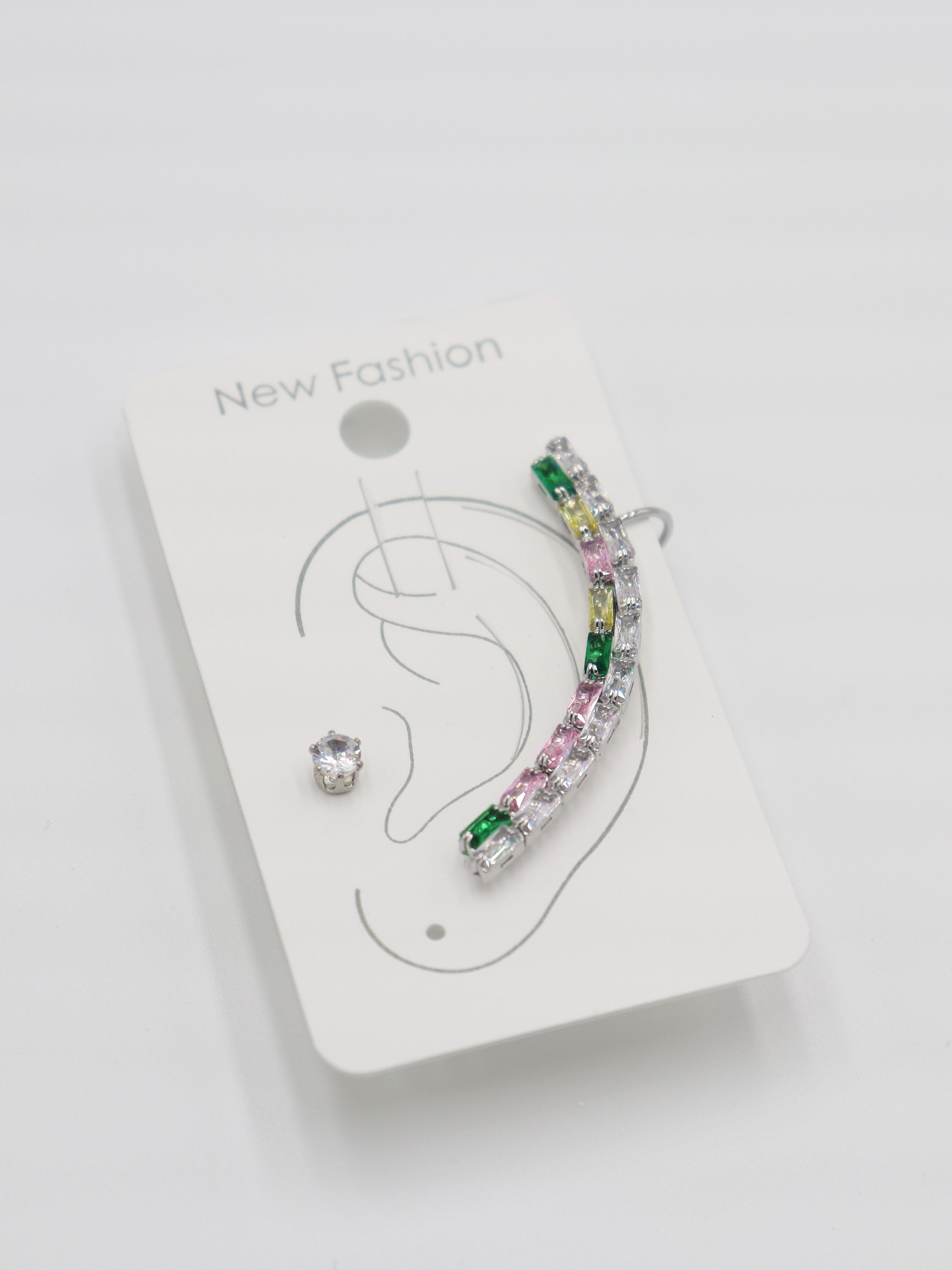 EARCUFF