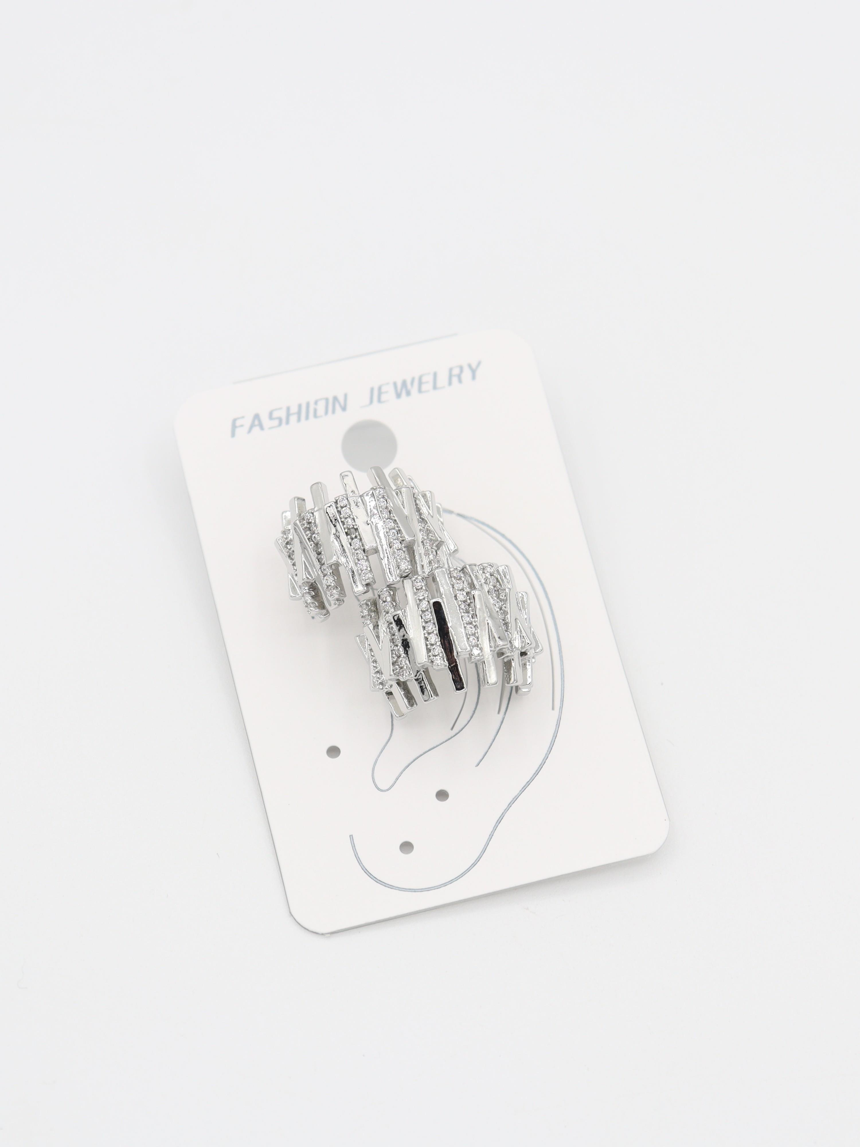 EARCUFF