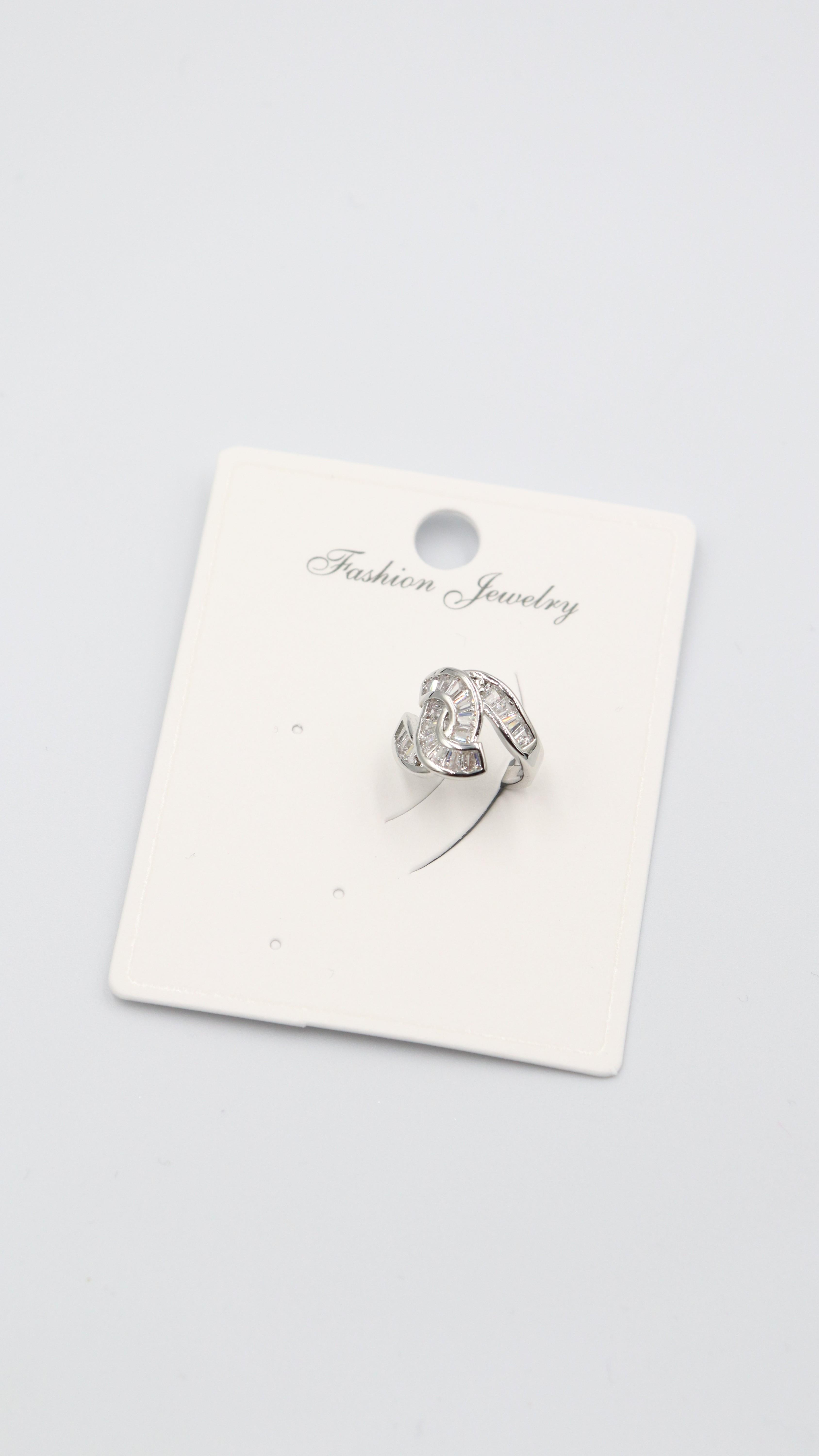 EARCUFF