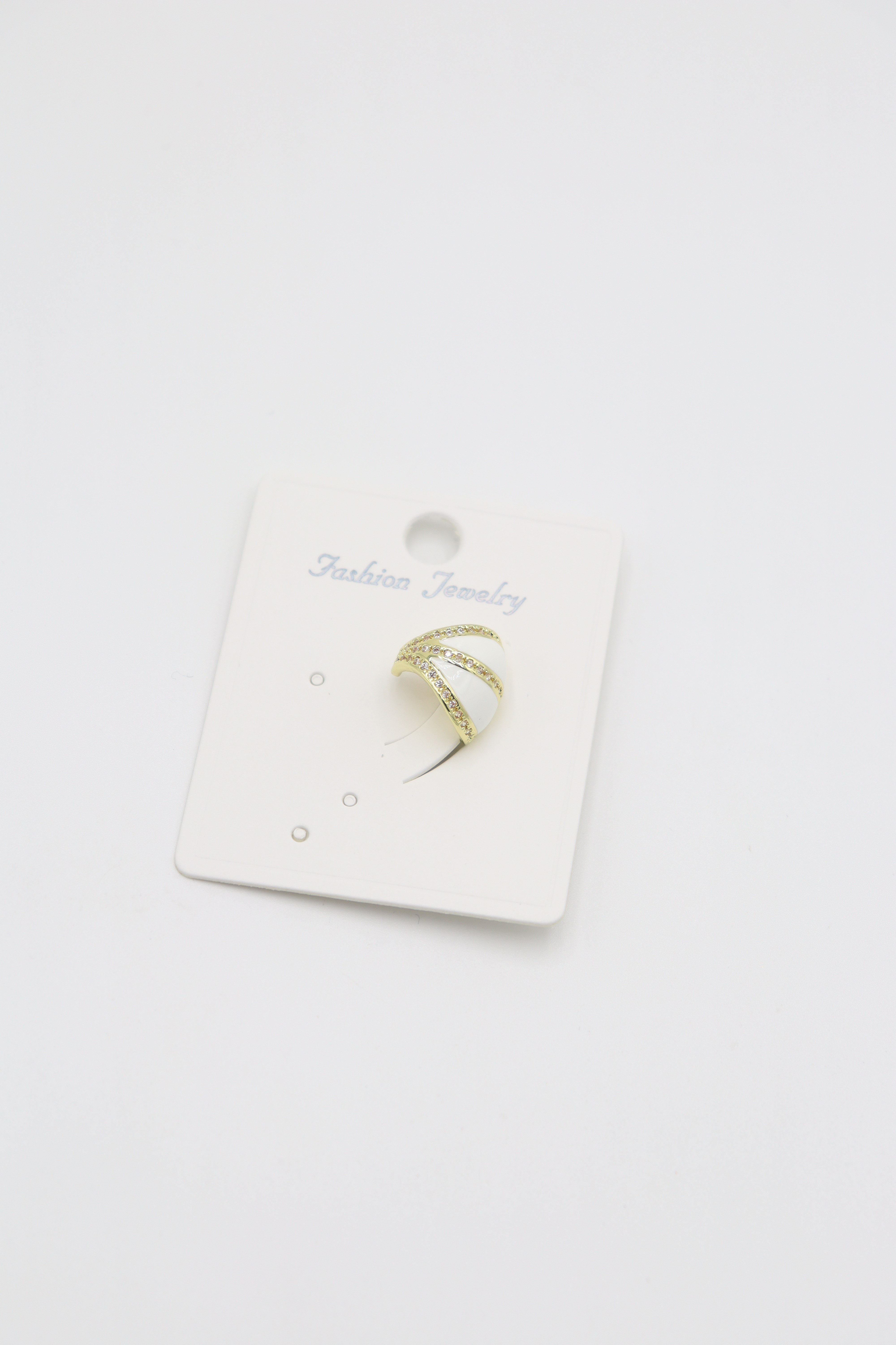 EARCUFF