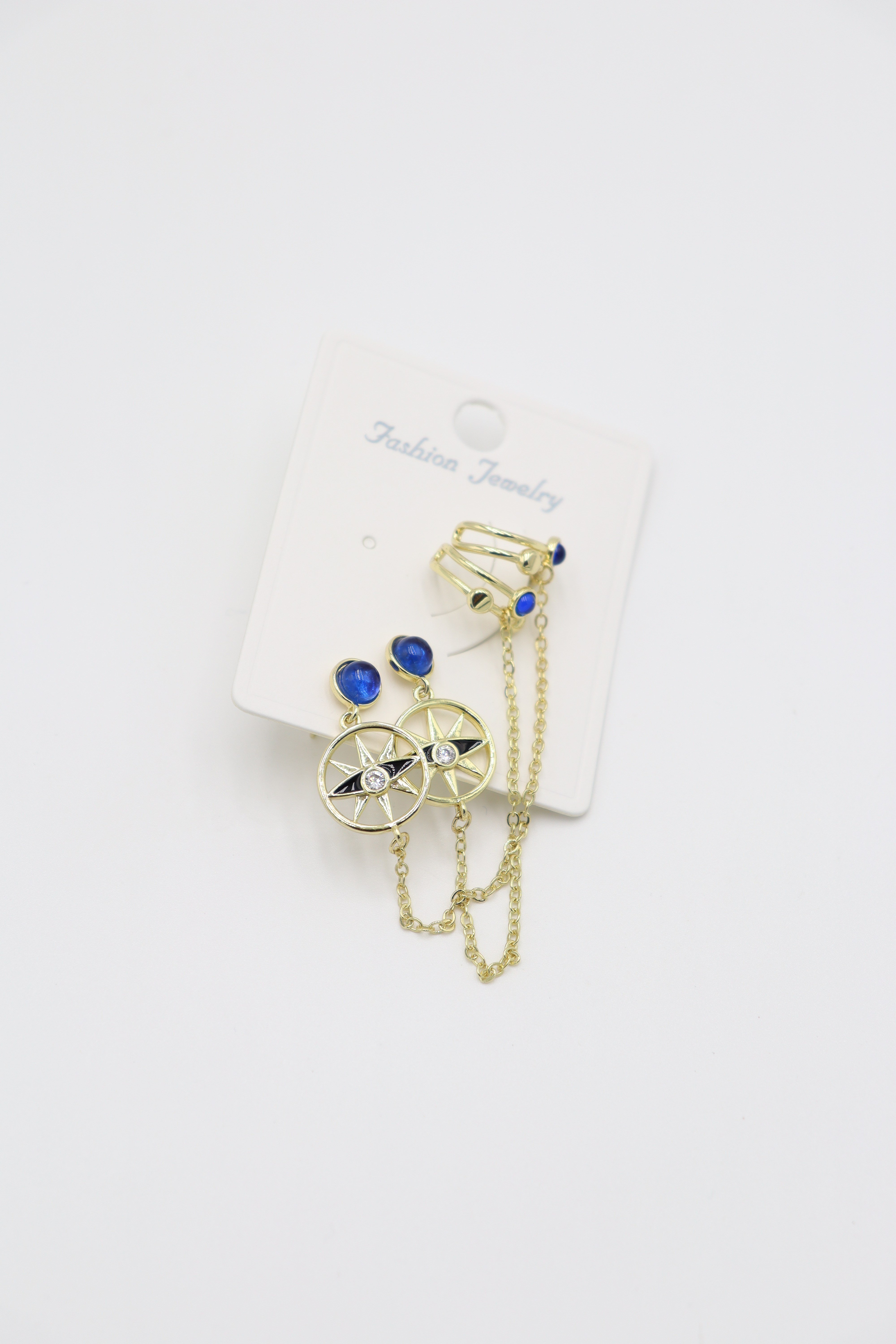 EARCUFF