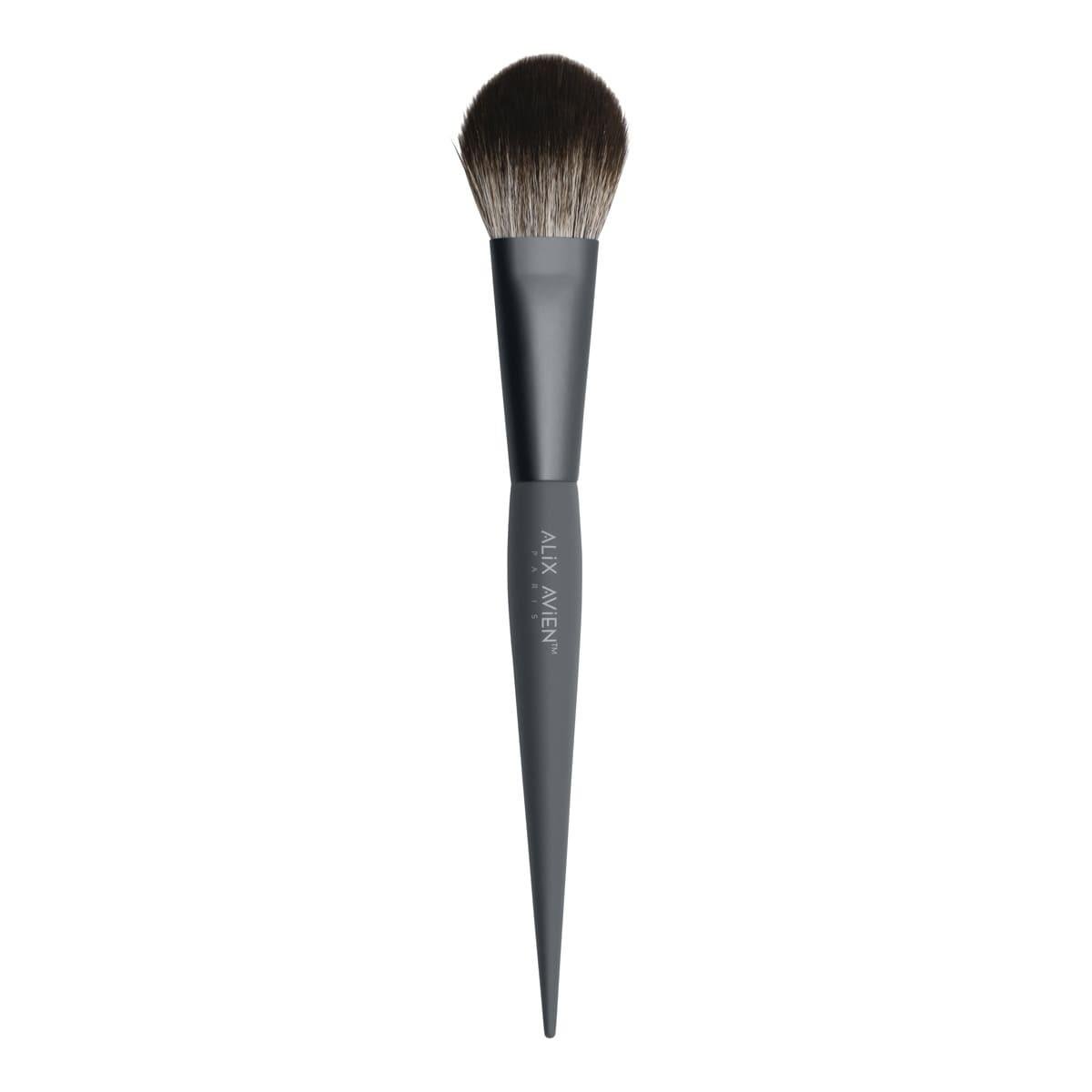 alix-avien-blusher-brush-3-b4c1.jpg