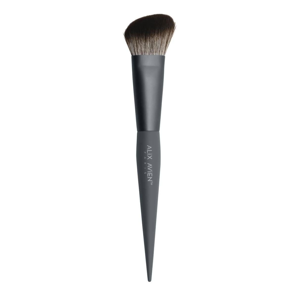 alix-avien-contour-brush-81-800.jpg