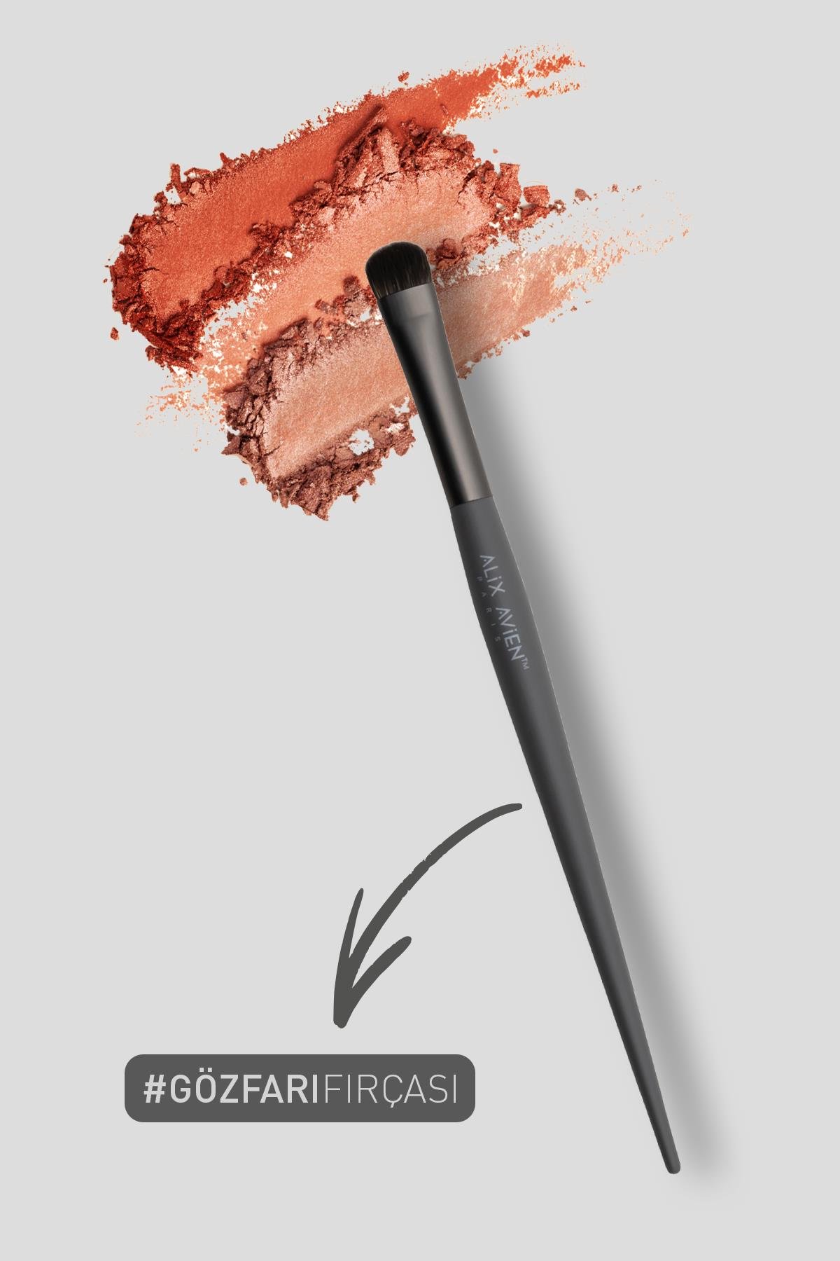 alix-avien-eyeshadow-brush-aba77e.jpg