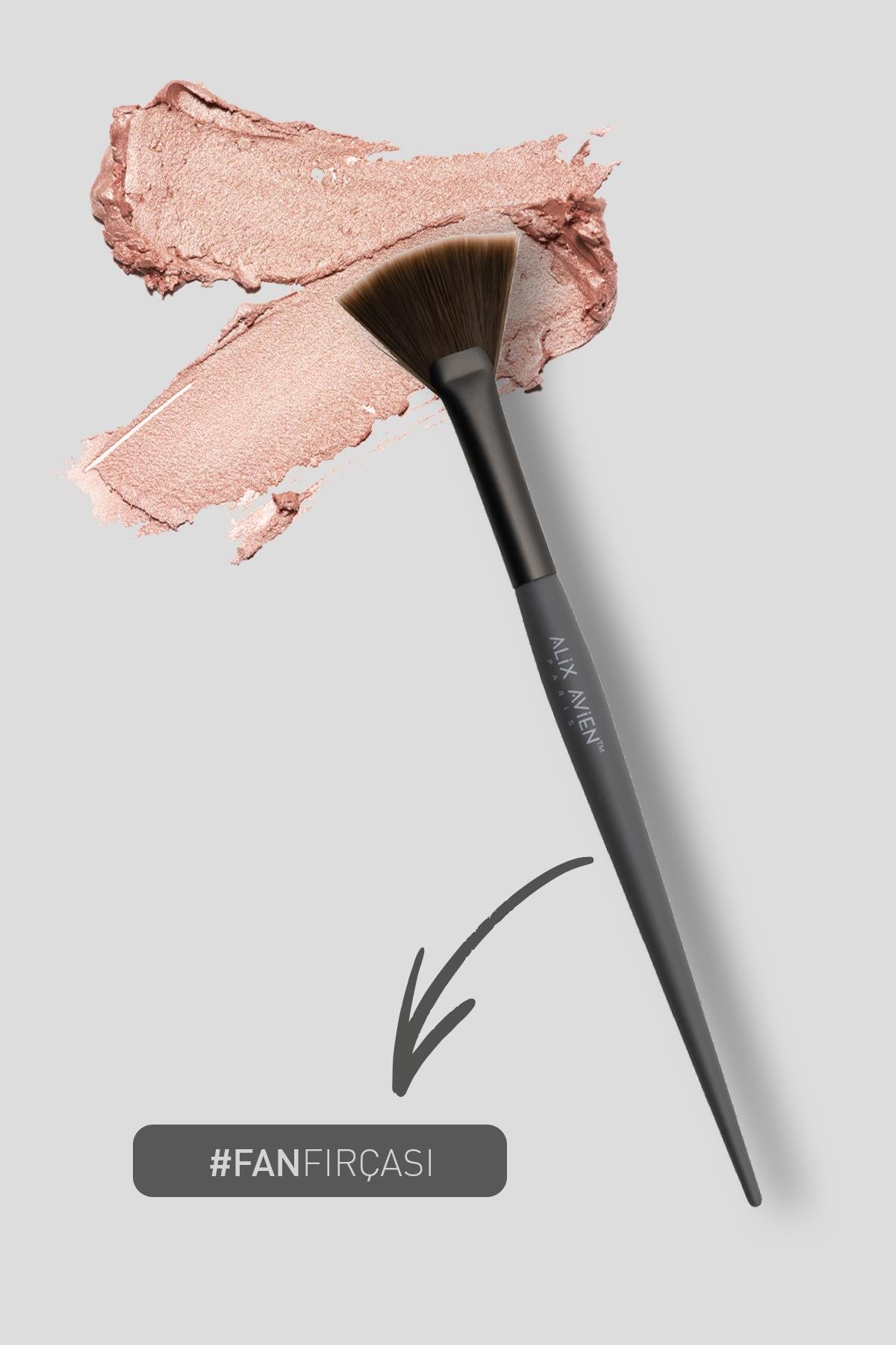 alix-avien-fan-brush-9c-467.jpg