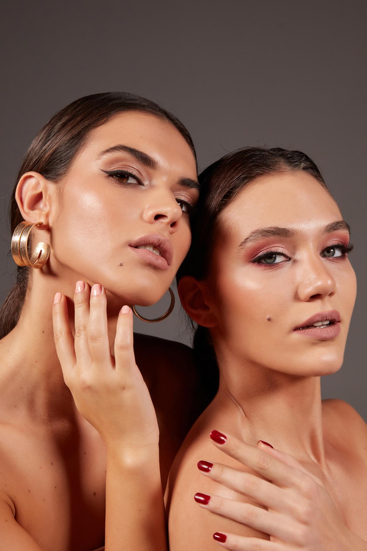 alix-avien-liquid-foundation-lf302-och-e14e-4.jpg