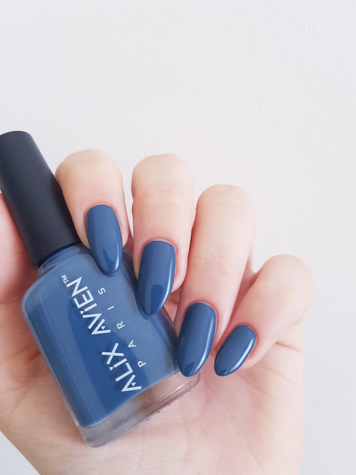 alix-avien-nail-lacquer-111-a-b2b0.jpg