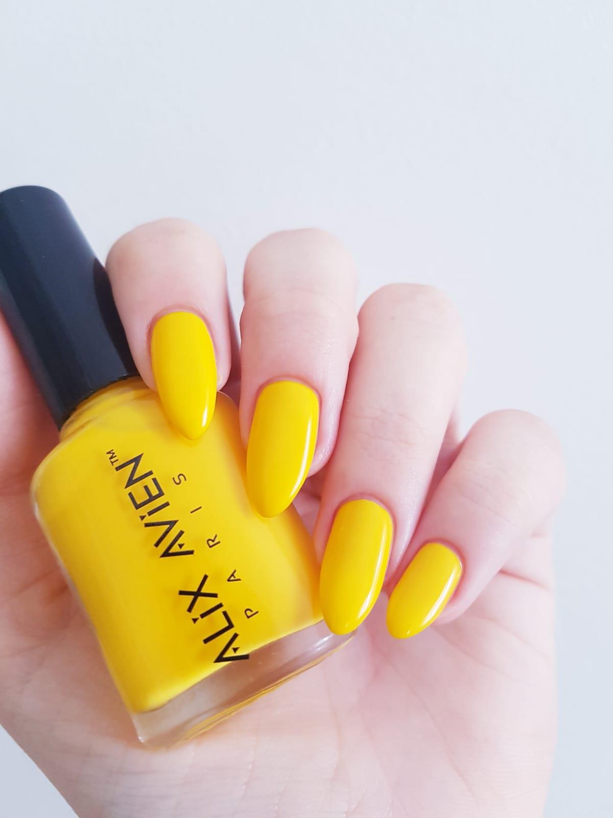 alix-avien-nail-lacquer-68-5c35c6.jpg