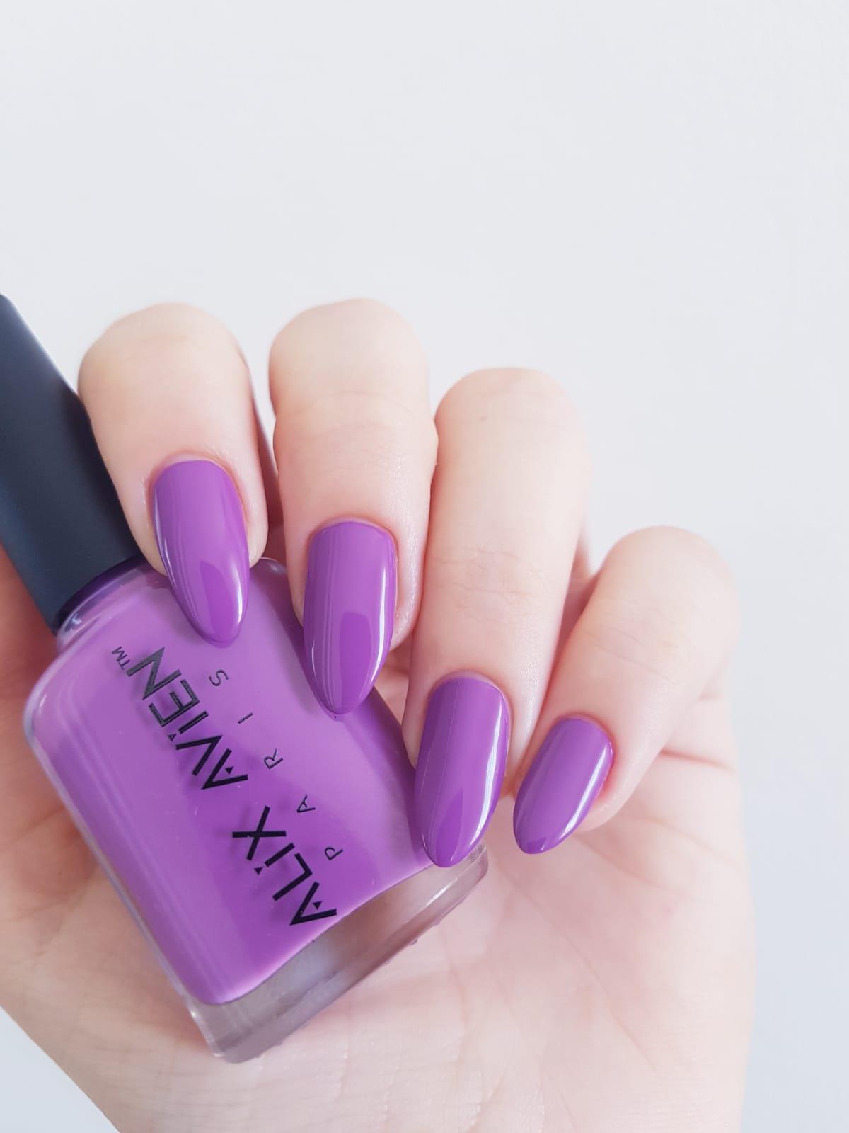 alix-avien-nail-lacquer-76-ad5da4.jpg