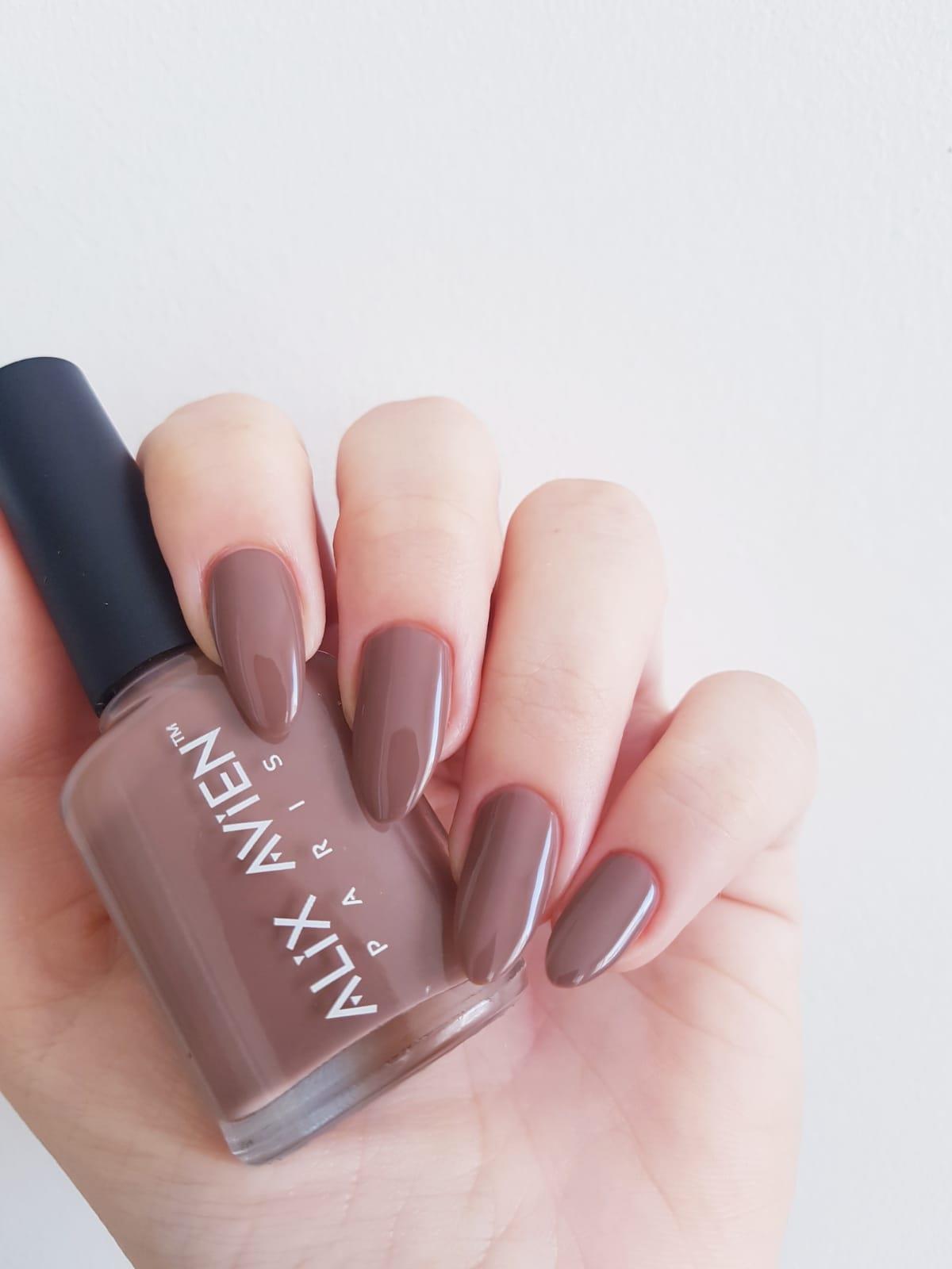 alix-avien-nail-lacquer-90-9bfd30.jpg