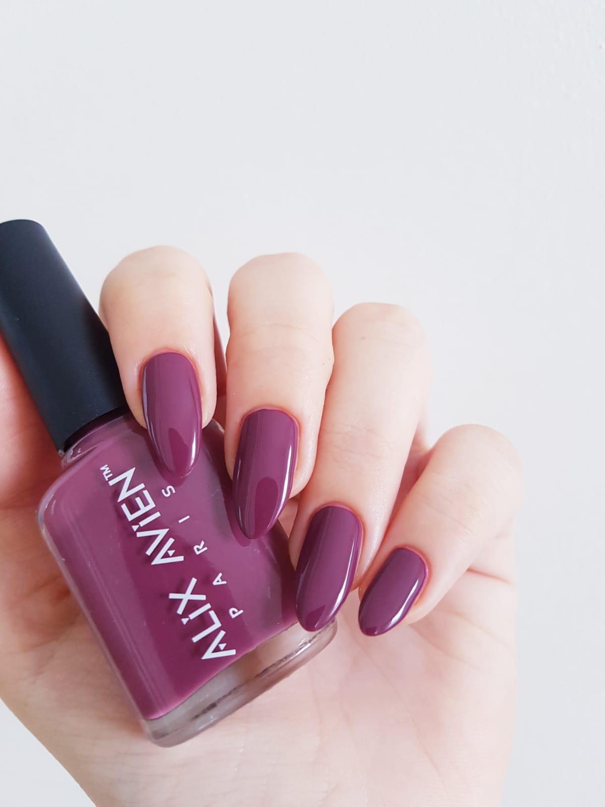 alix-avien-nail-lacquer-97-80da48.jpg