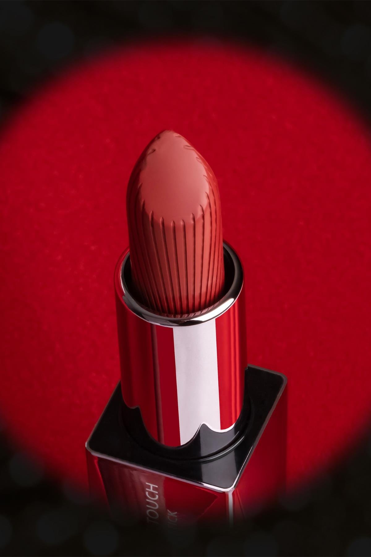 ALIX AVIEN SATIN TOUCH LIPSTICK 824 BRICK RED