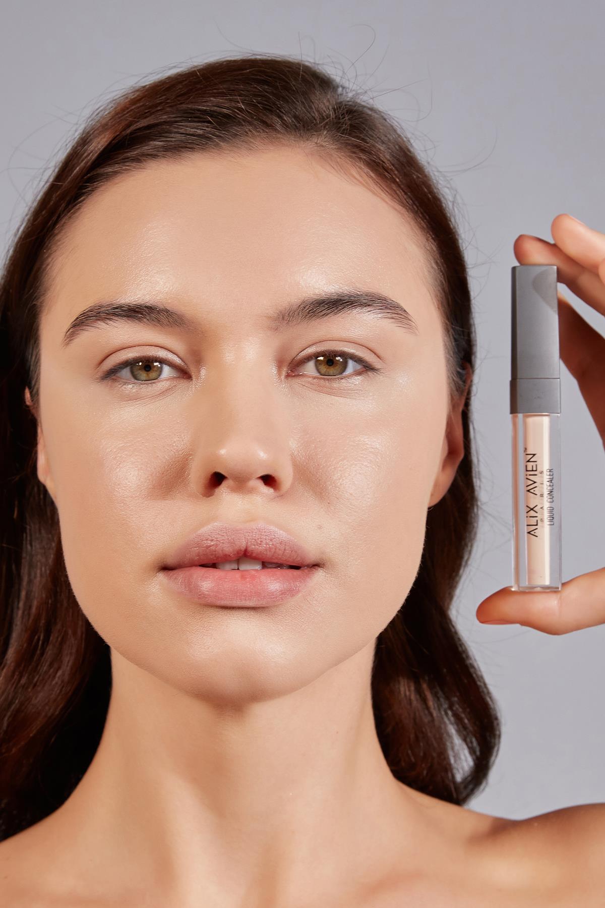 Aydınlık Görünüm Sağlayan Yoğun Likit Göz Altı Kapatıcısı - Liquid Concealer 107 Warm Desert