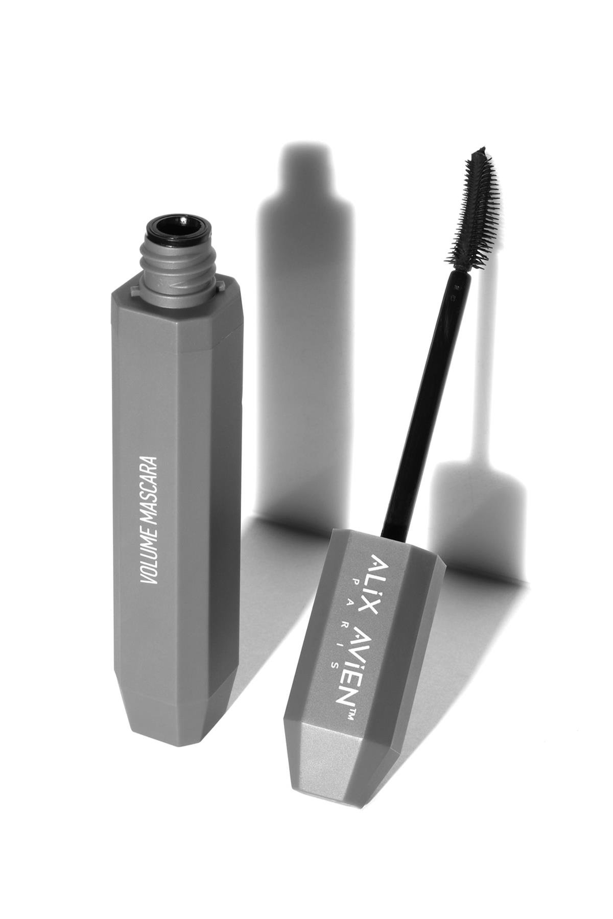 Ekstra Kalıcı, Nemlendirici, Besleyici, Lifting Etkili Hacim Veren Siyah Maskara - Volume Mascara