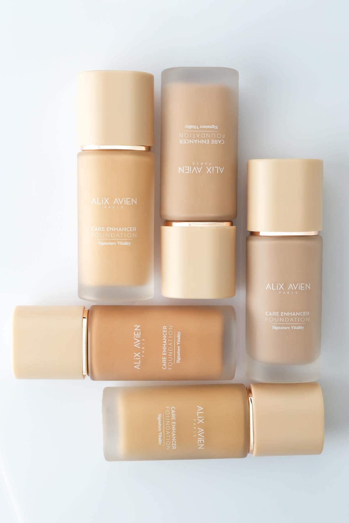 Kırışıklık Karşıtı Nemlendirici SPF30 Parlak Bitişli Fondöten - Care Enhancer 802 Sandy Rose