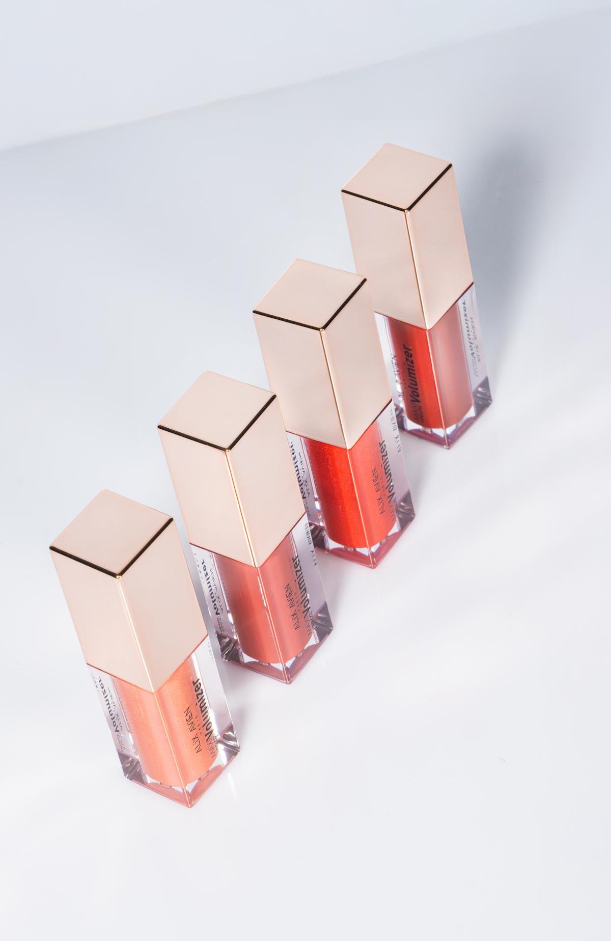Maxivolumizer Lipgloss 212 - Glazed Peach -  Kalıcı ve Nemlendirici Ruj - Dolgunlaştırıcı Etki