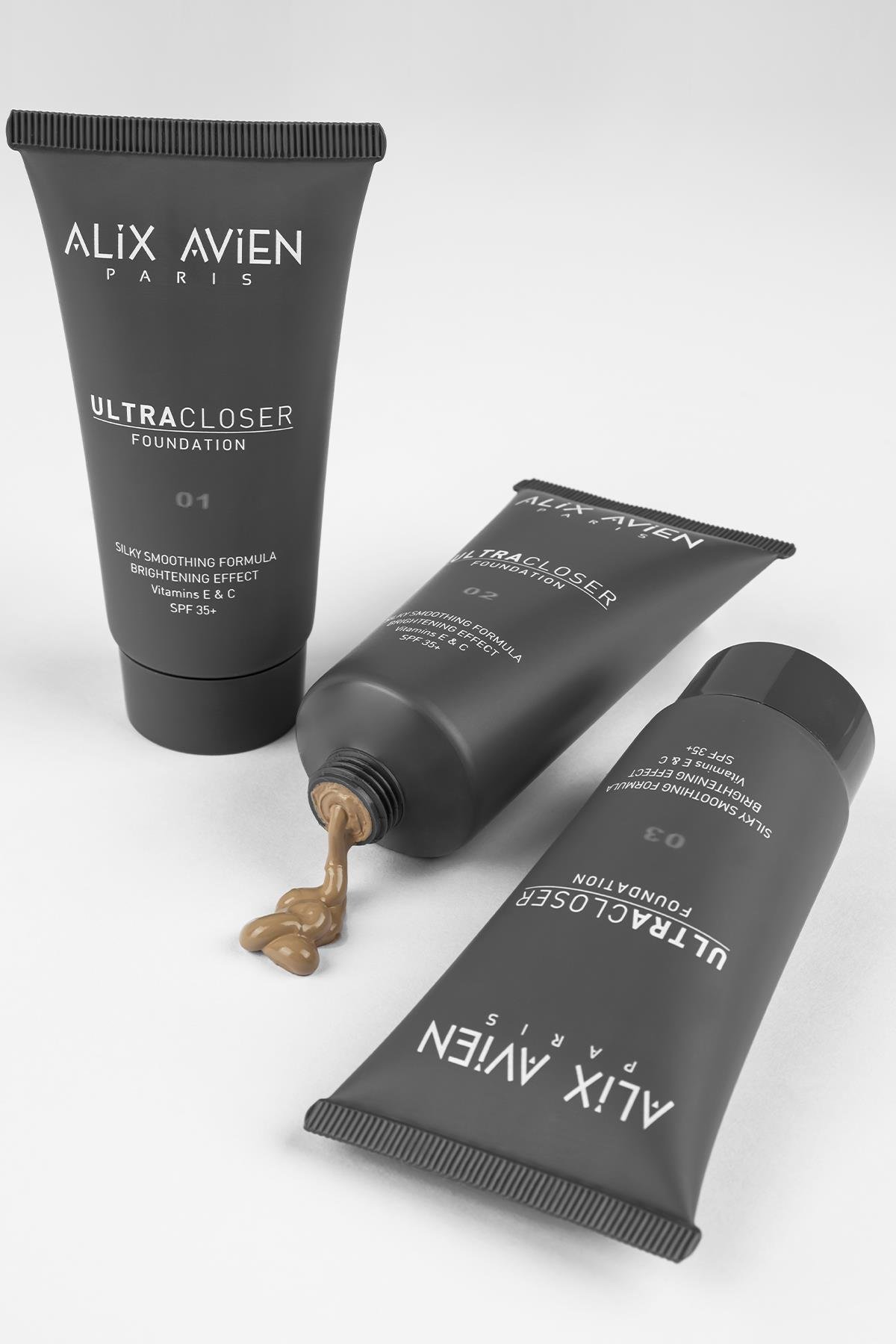 Ultra Kapatıcı Nemlendirici SPF35+ Faktör ve E & C Vitaminli Fondöten - Ultracloser Foundation 02