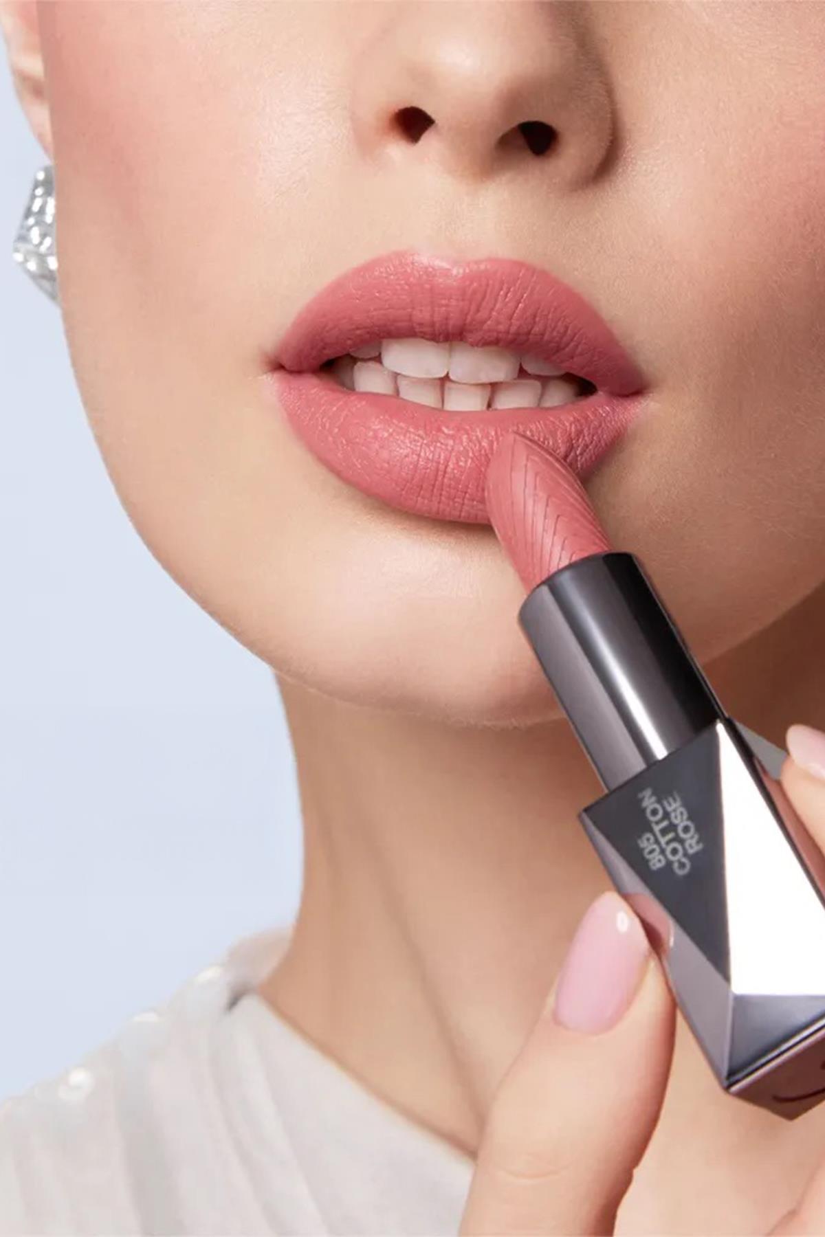 Uzun Süre Kalıcı Nemlendirici Pürüzsüz Etkili Yarı Mat Ruj - Satin Touch Lipstick 805 Cotton Rose