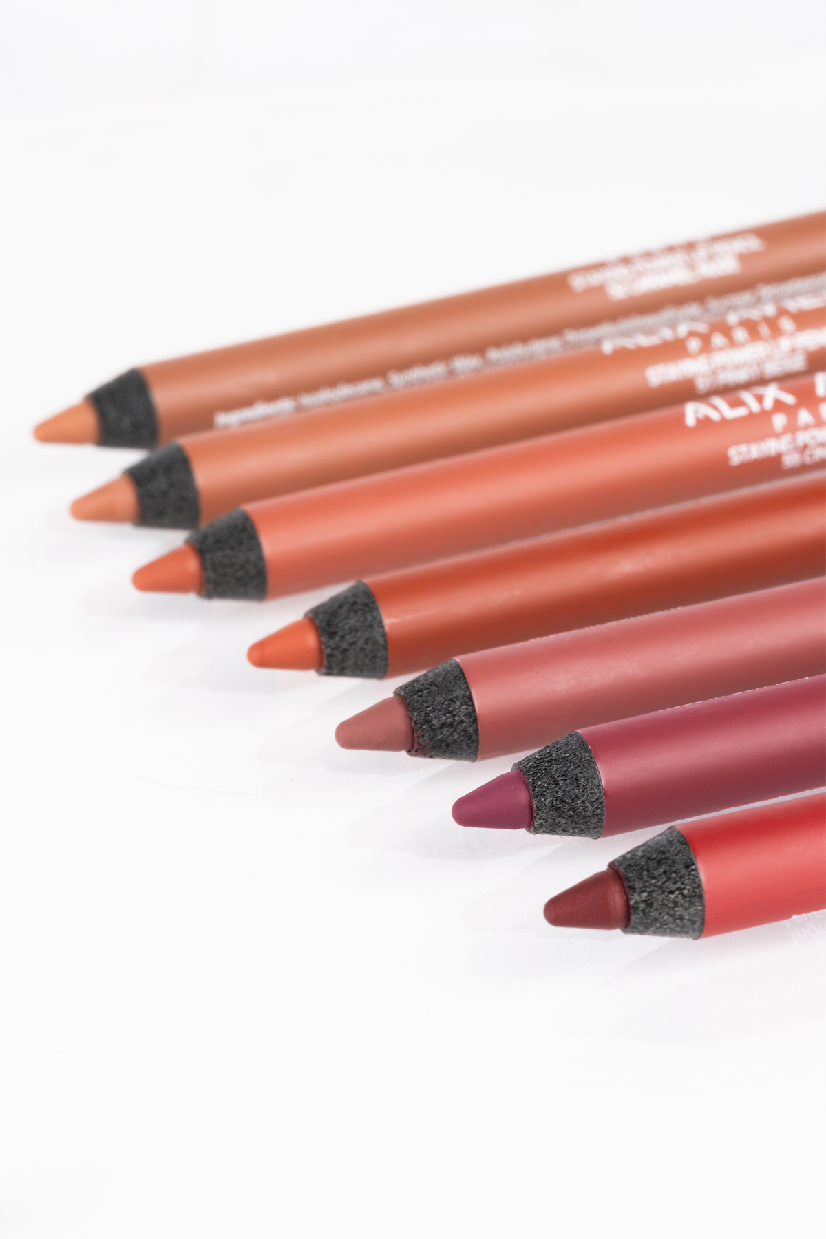 Uzun Süre Kalıcılığa Sahip Suya Dayanıklı Dudak Kalemi – Staying Power Lip Pencil 55 Cinnamon