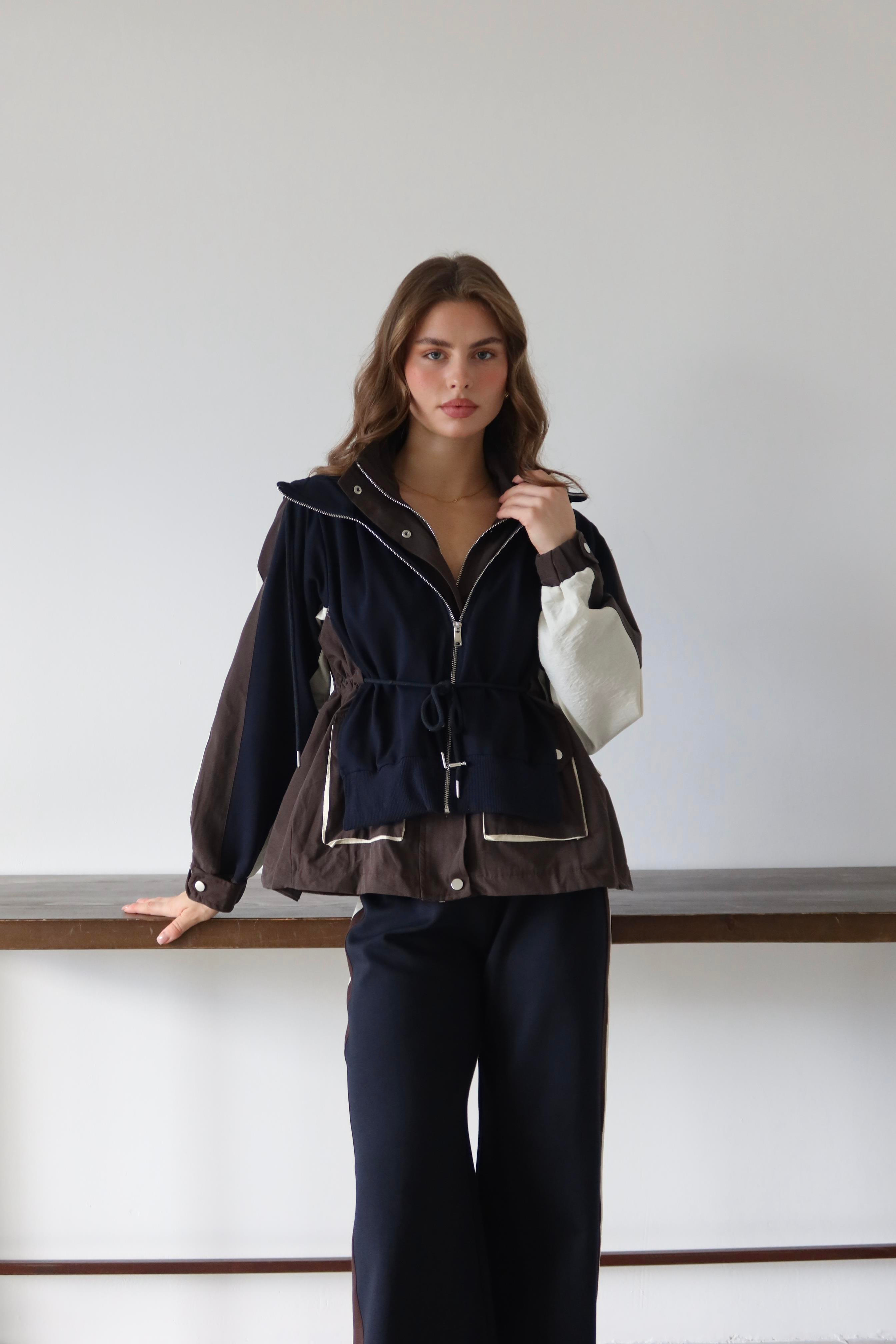 Casual Fit Şeritli Eşofman Takımı
