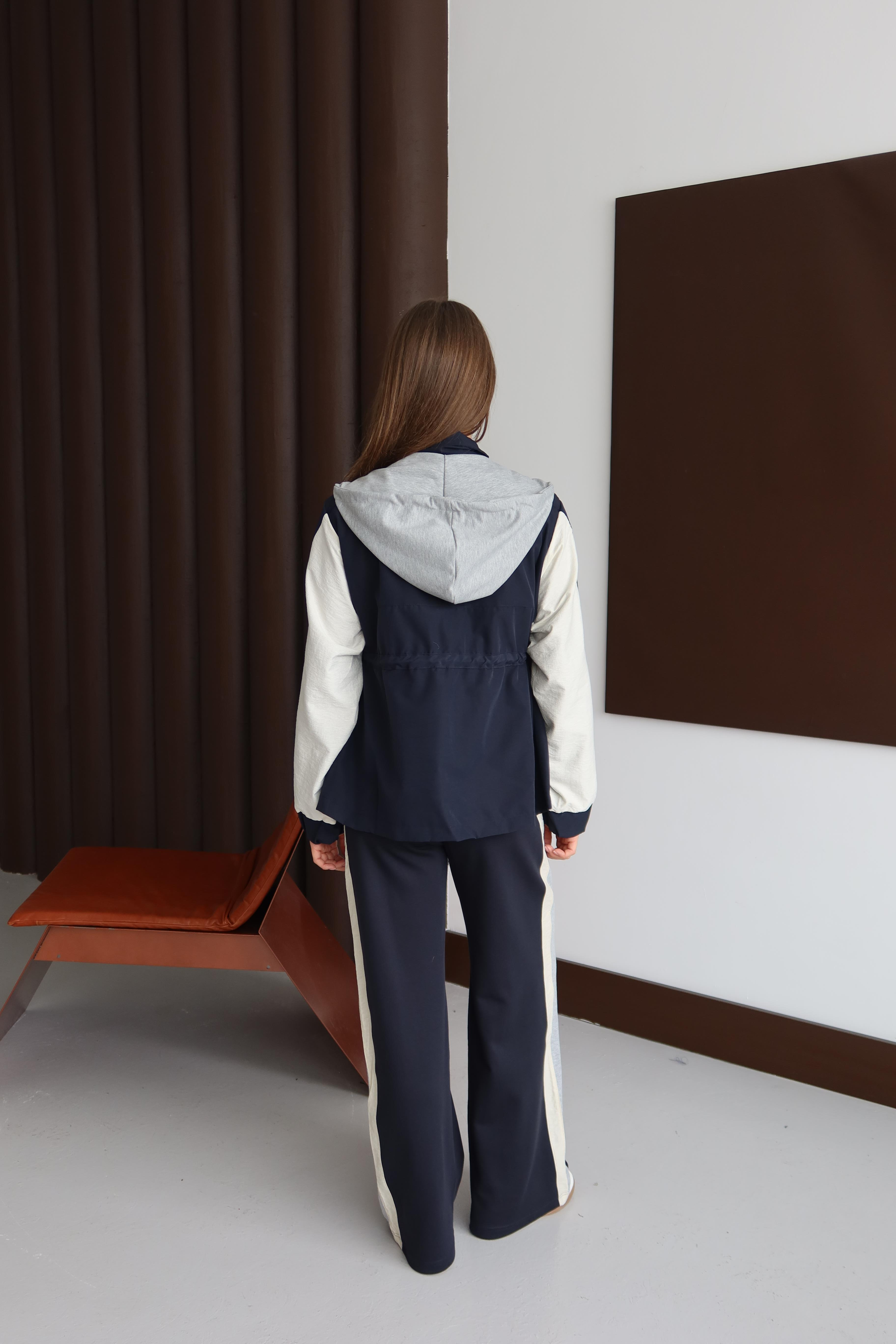 Casual Fit Şeritli Eşofman Takımı