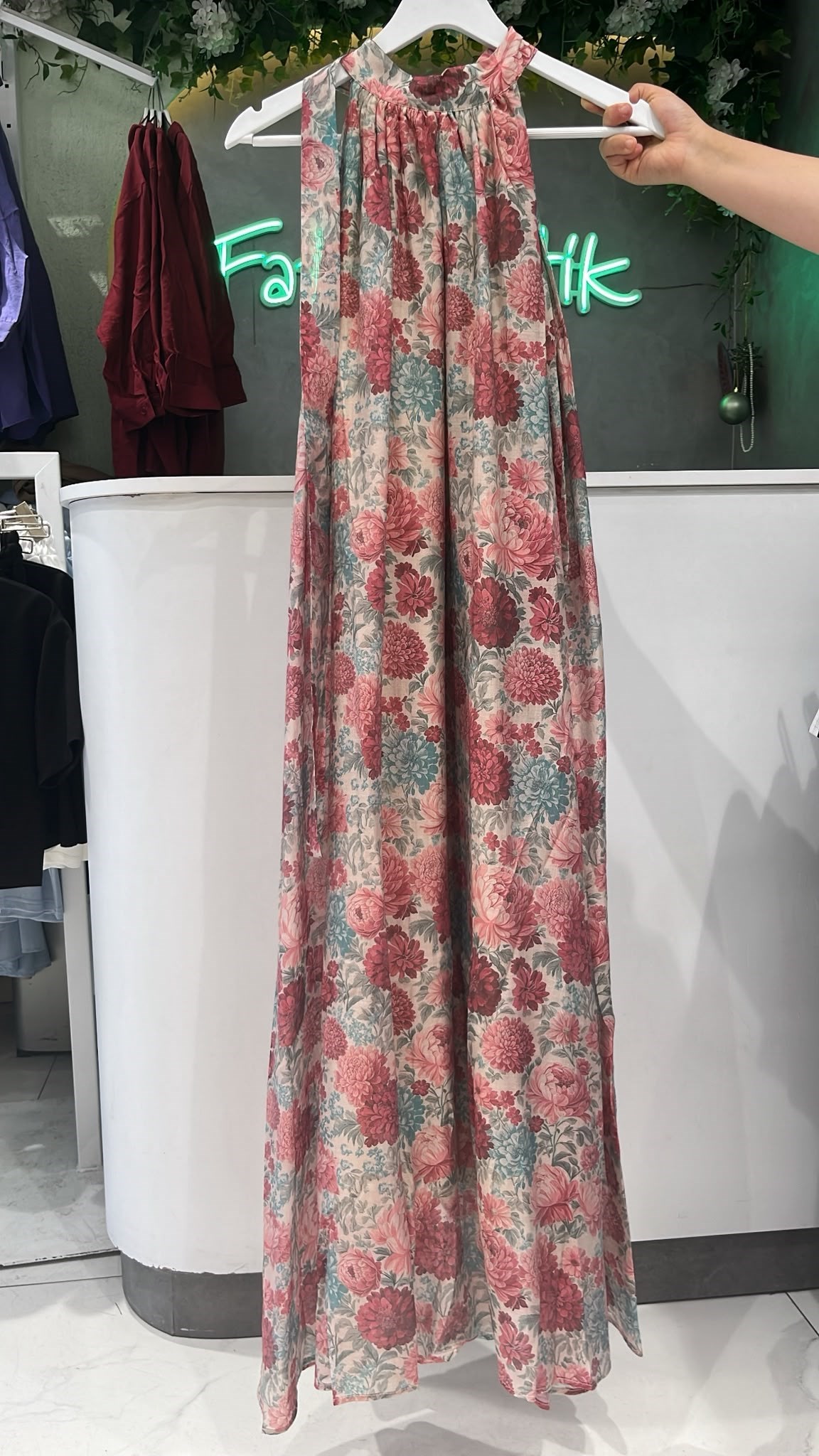 Halter Yaka Desenli  Oversize Maxi Elbise