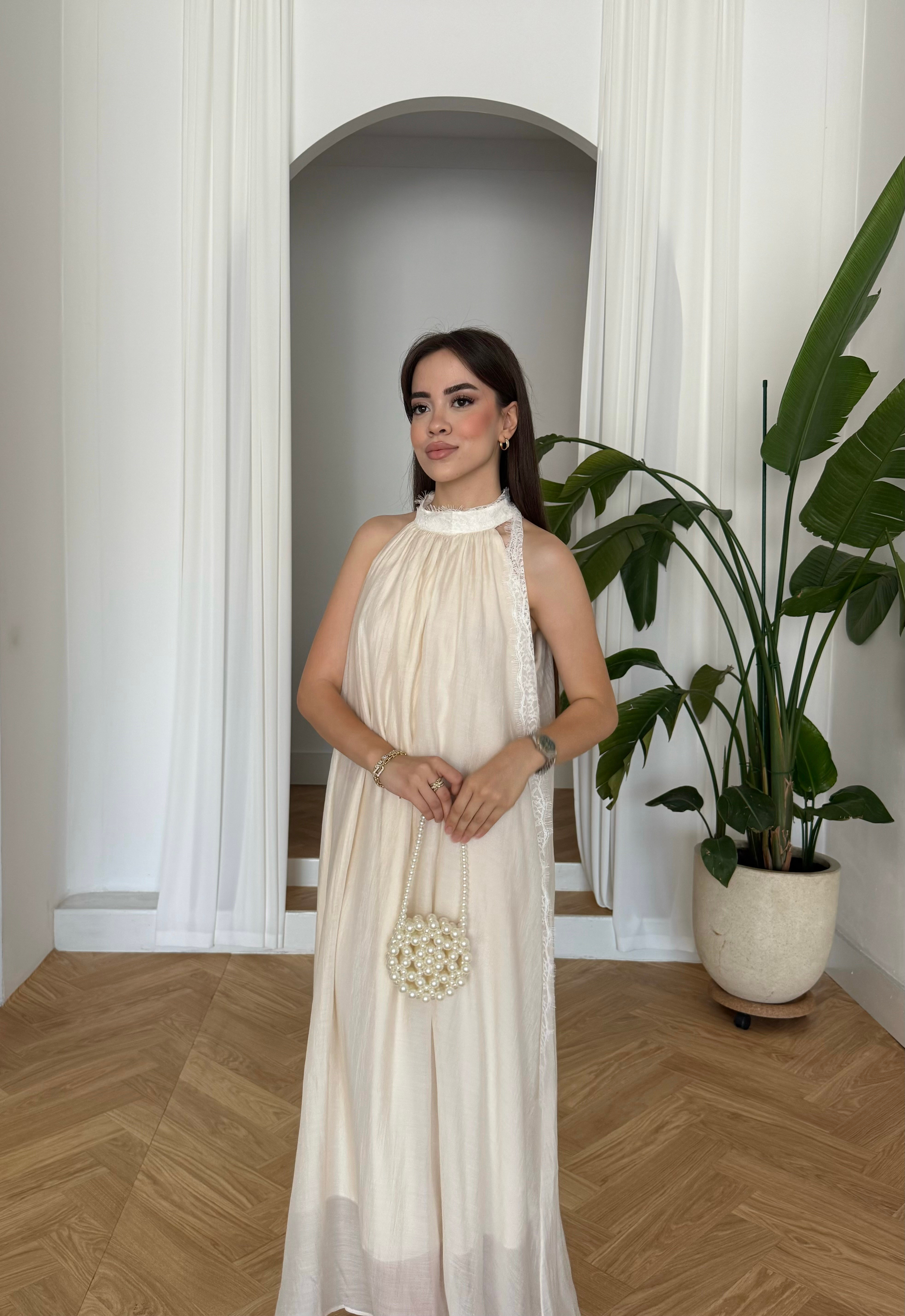 Halter Yaka Oversize Maxi Elbise