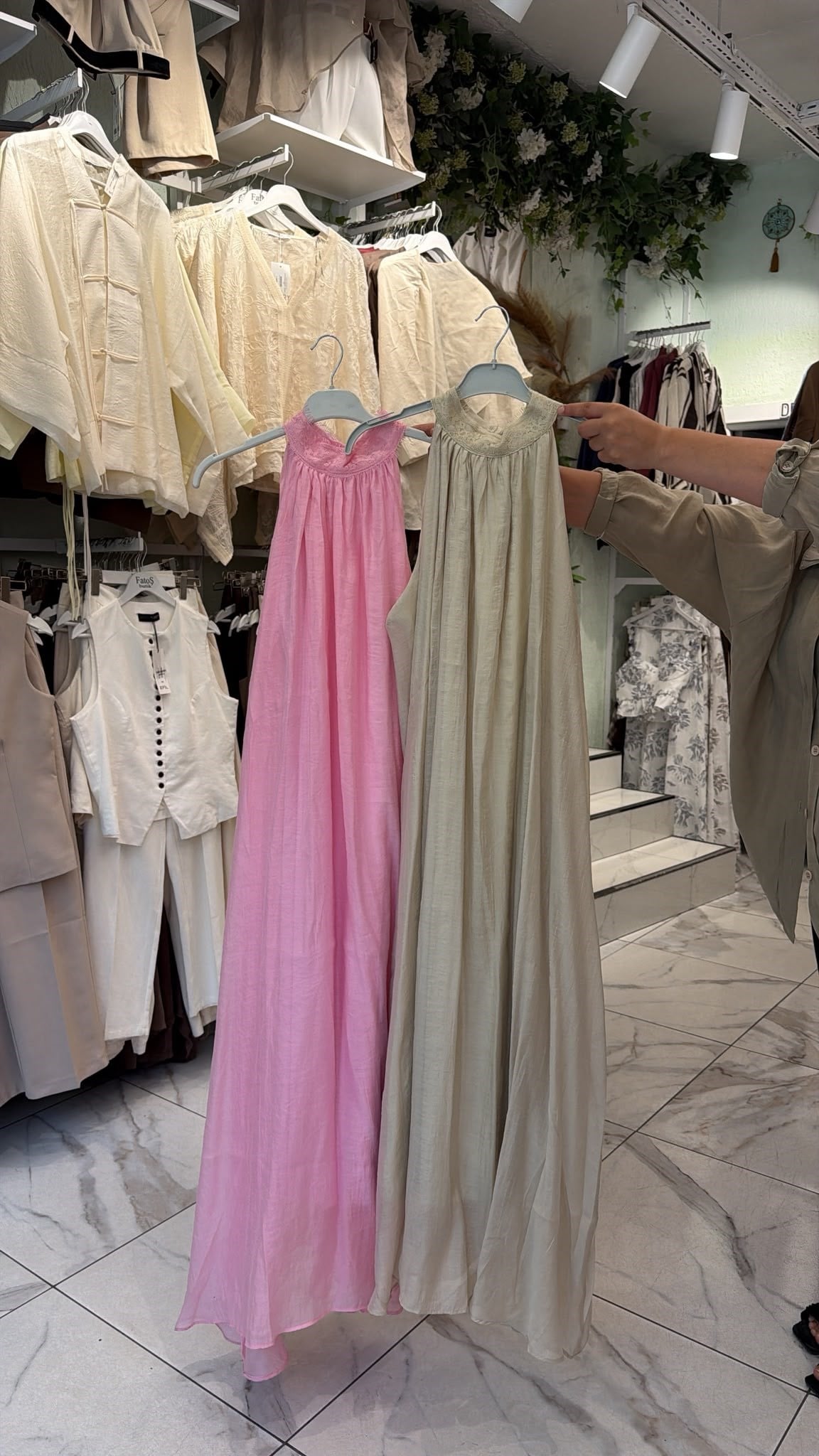 Halter Yaka Oversize Maxi Elbise