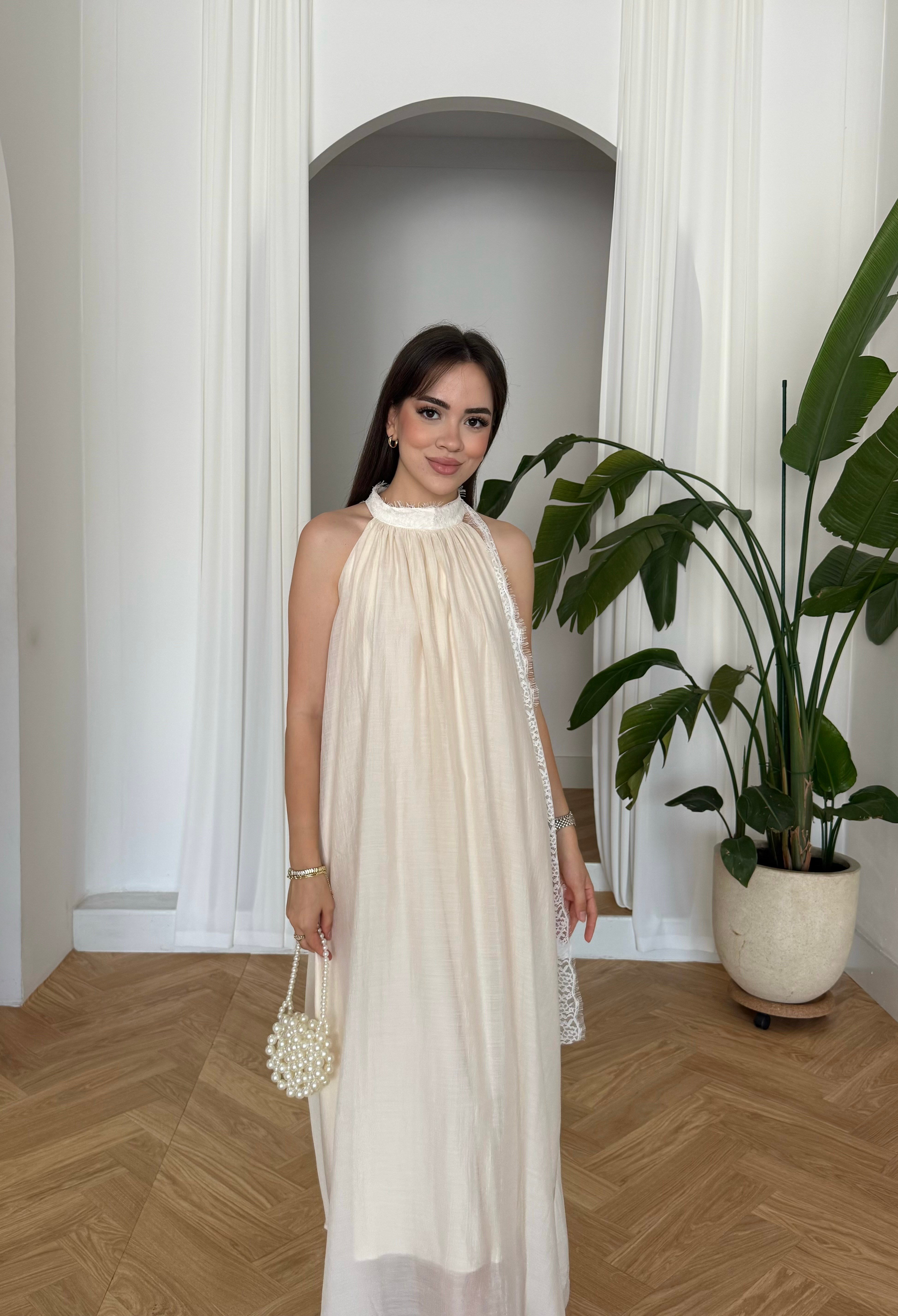 Halter Yaka Oversize Maxi Elbise