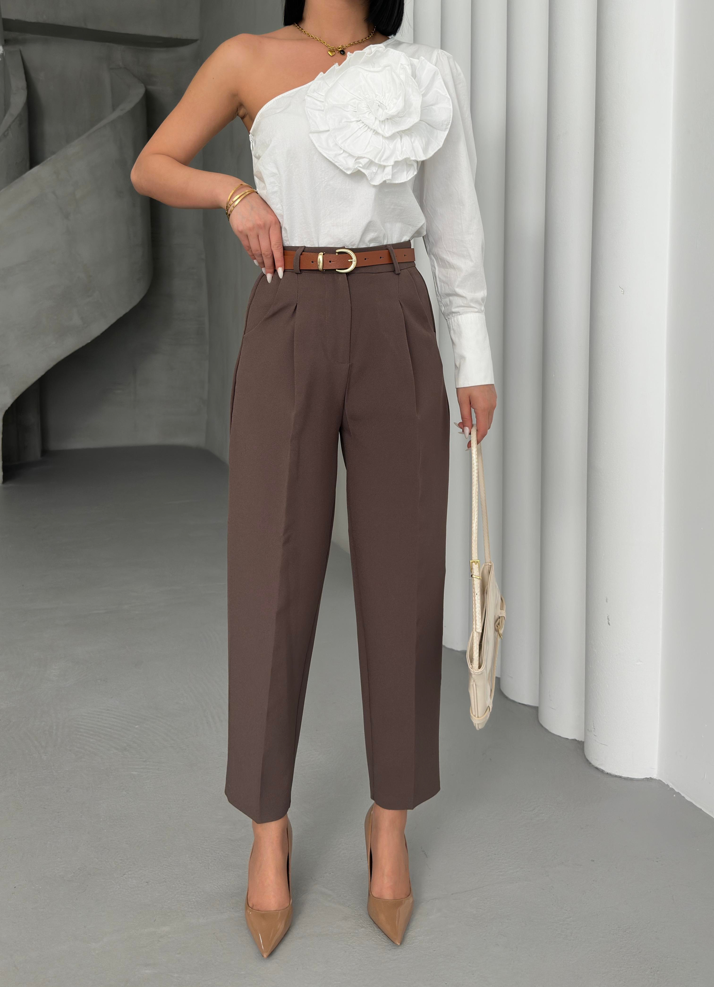 İnce Kemerli Pantolon