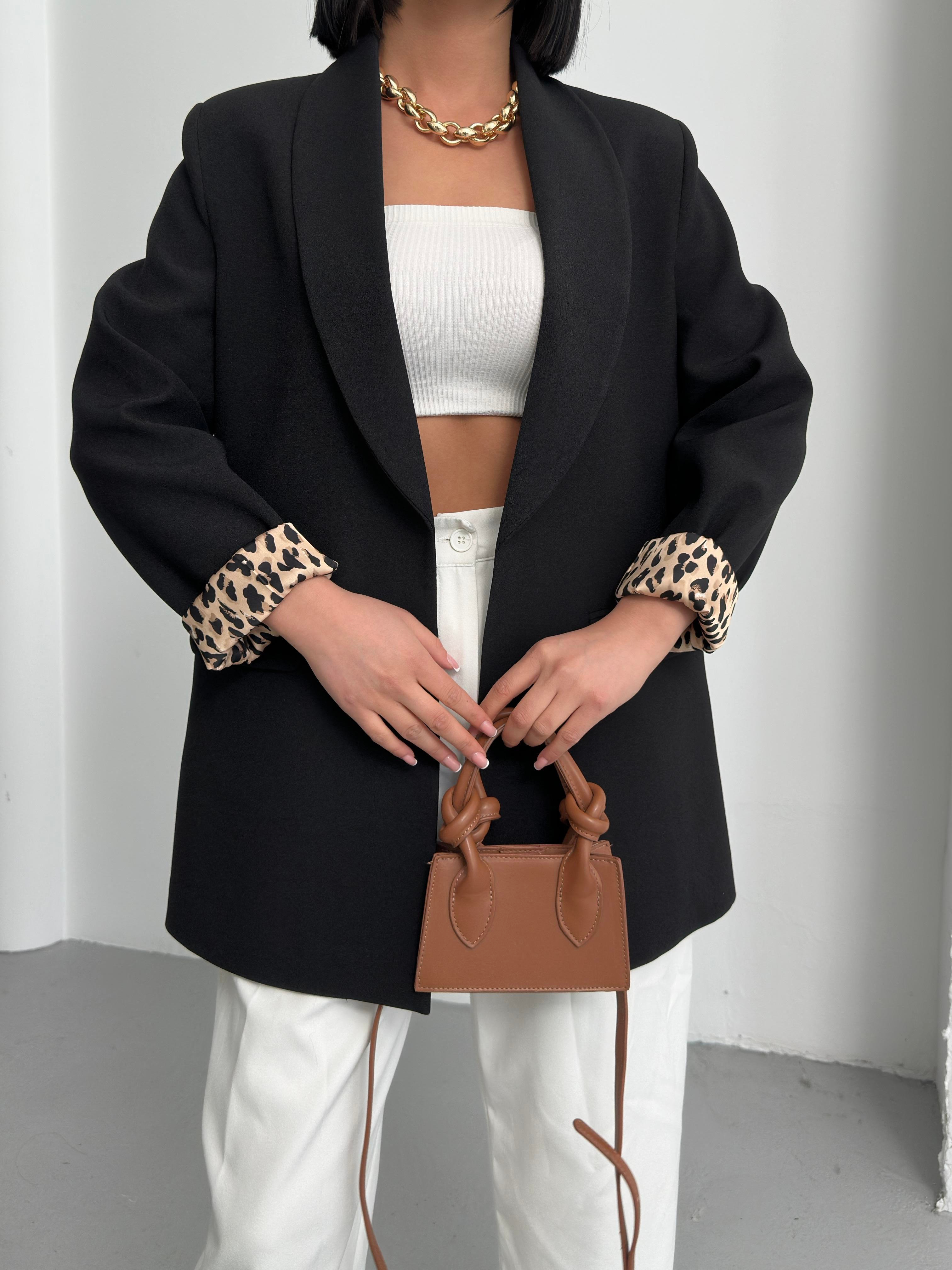 Leopar Detay Ceket 