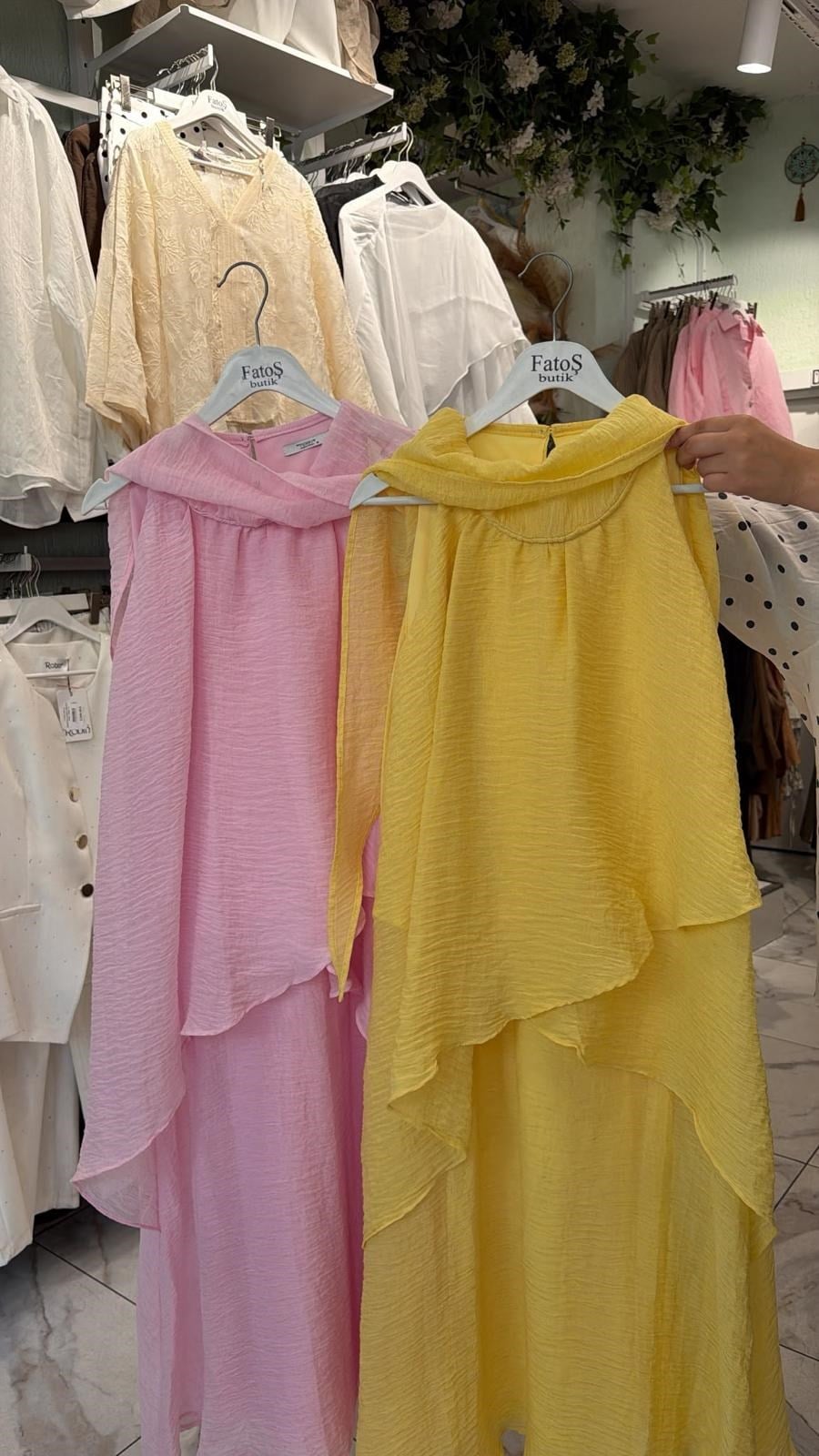 Pelerin Detaylı Elbise