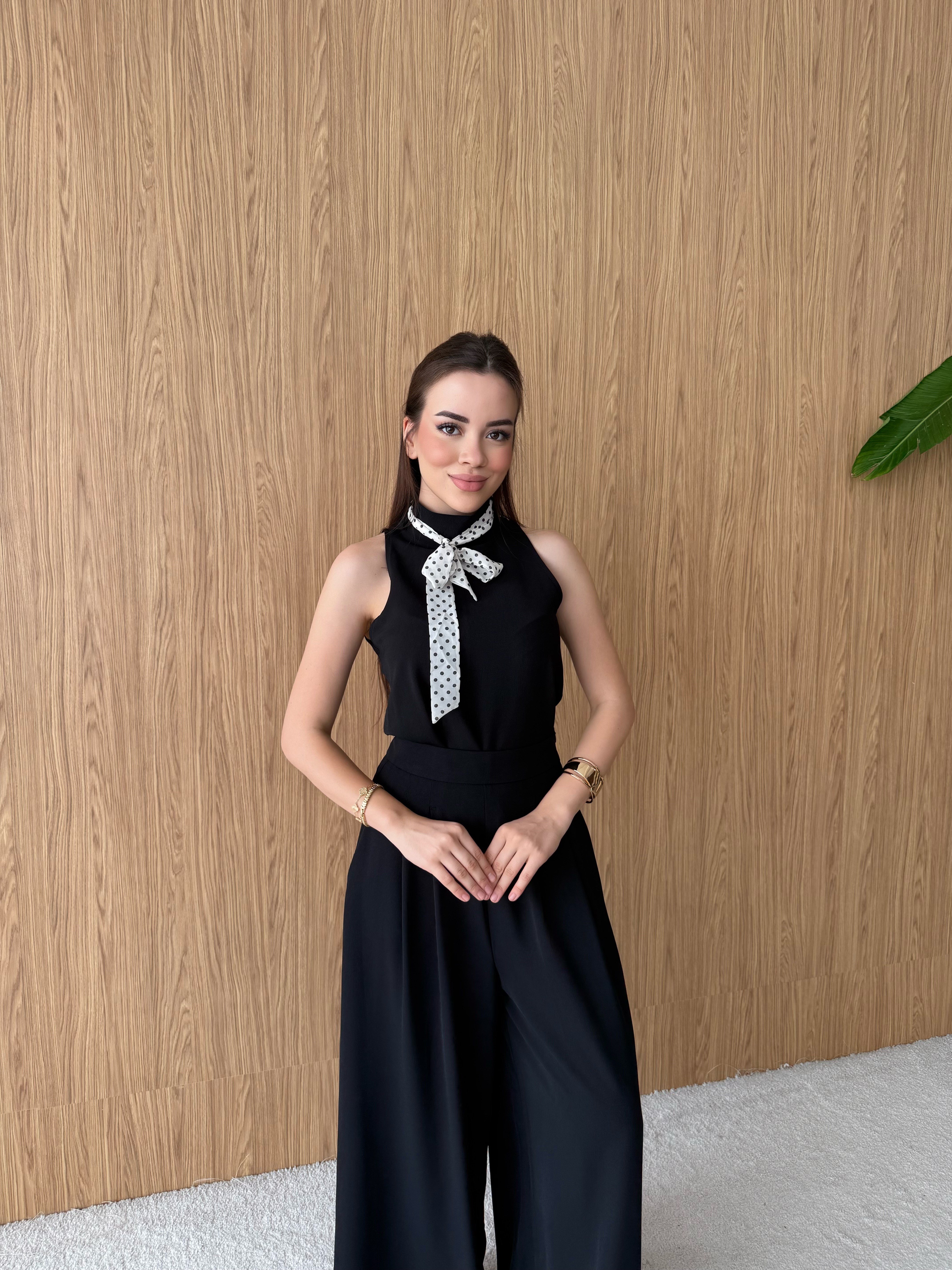 Puantiye Fularlı Bluz Pantolon Takım
