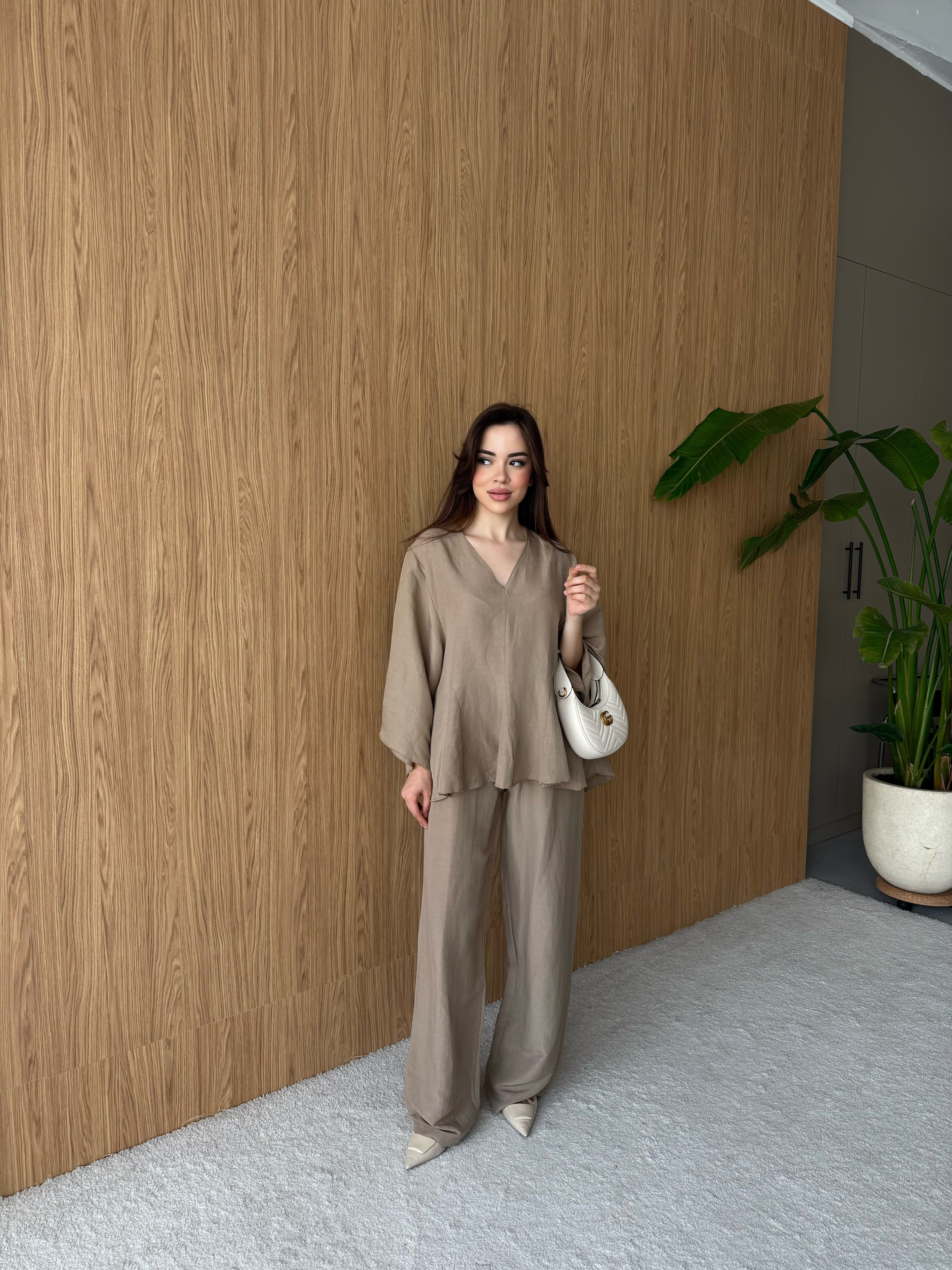 Volanlı Bluz Pantolon Takım