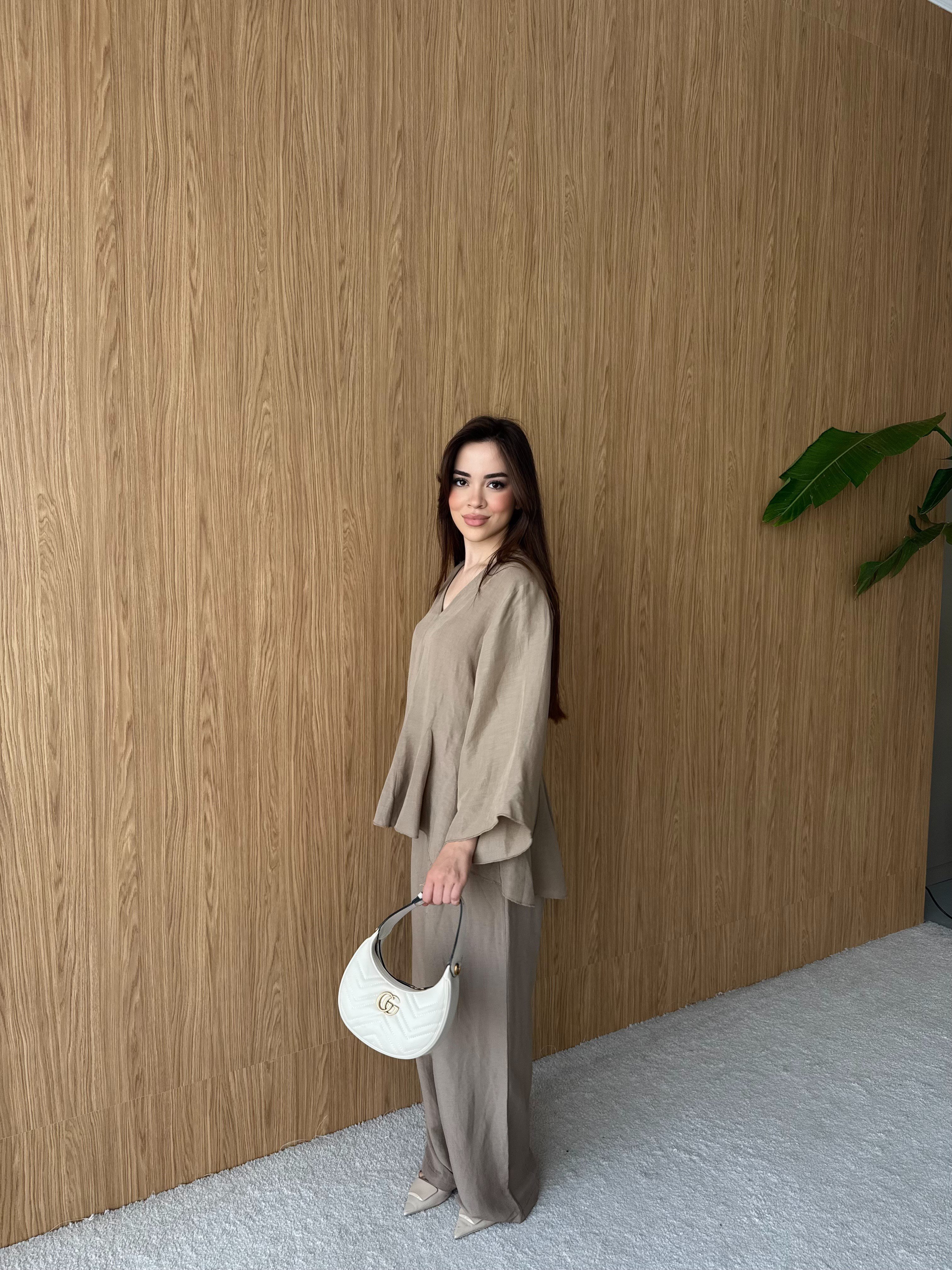 Volanlı Bluz Pantolon Takım