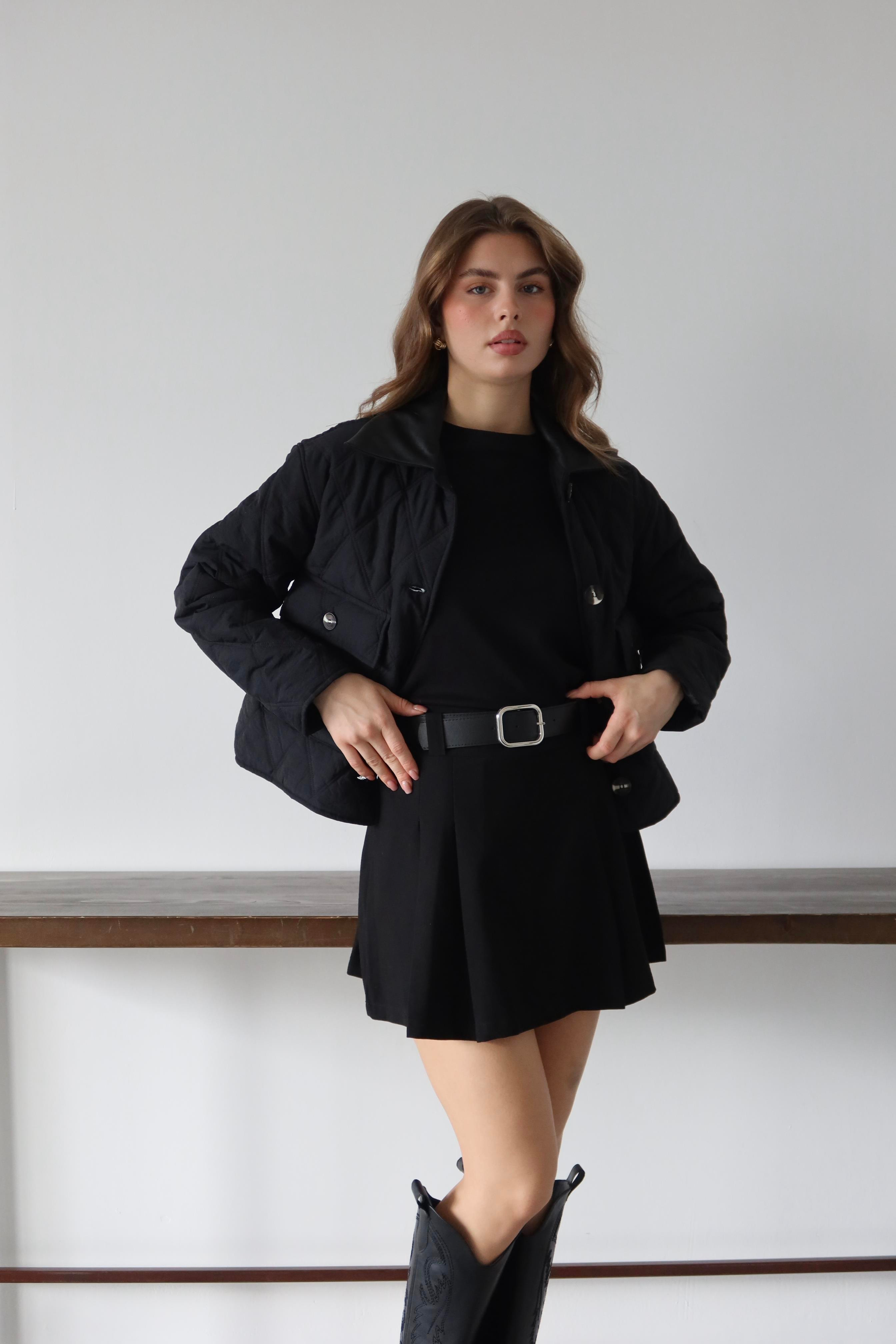 Yaka Detay Kapitone Mont
