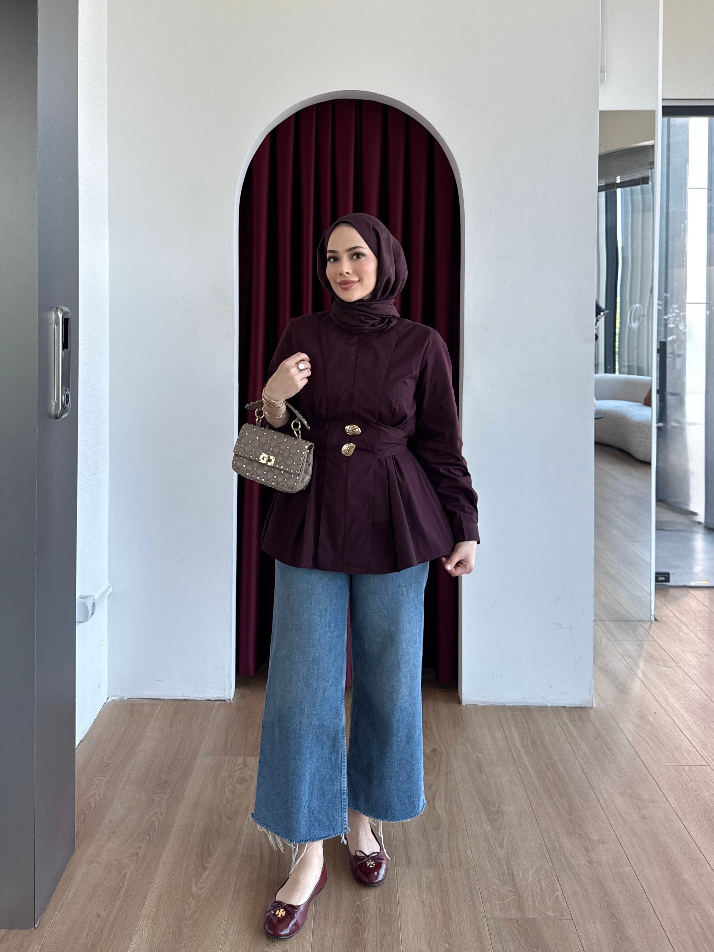 Aksesuarlı Bel Detaylı Gömlek Mürdüm