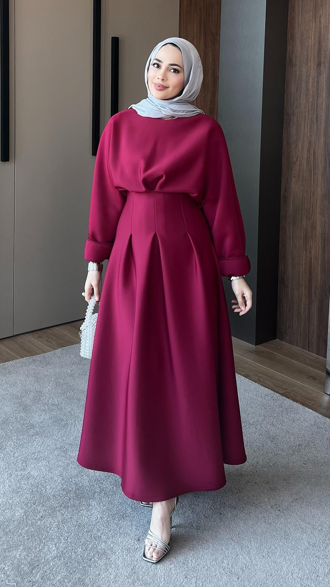 Belden Oturtmalı Elbise Bordo