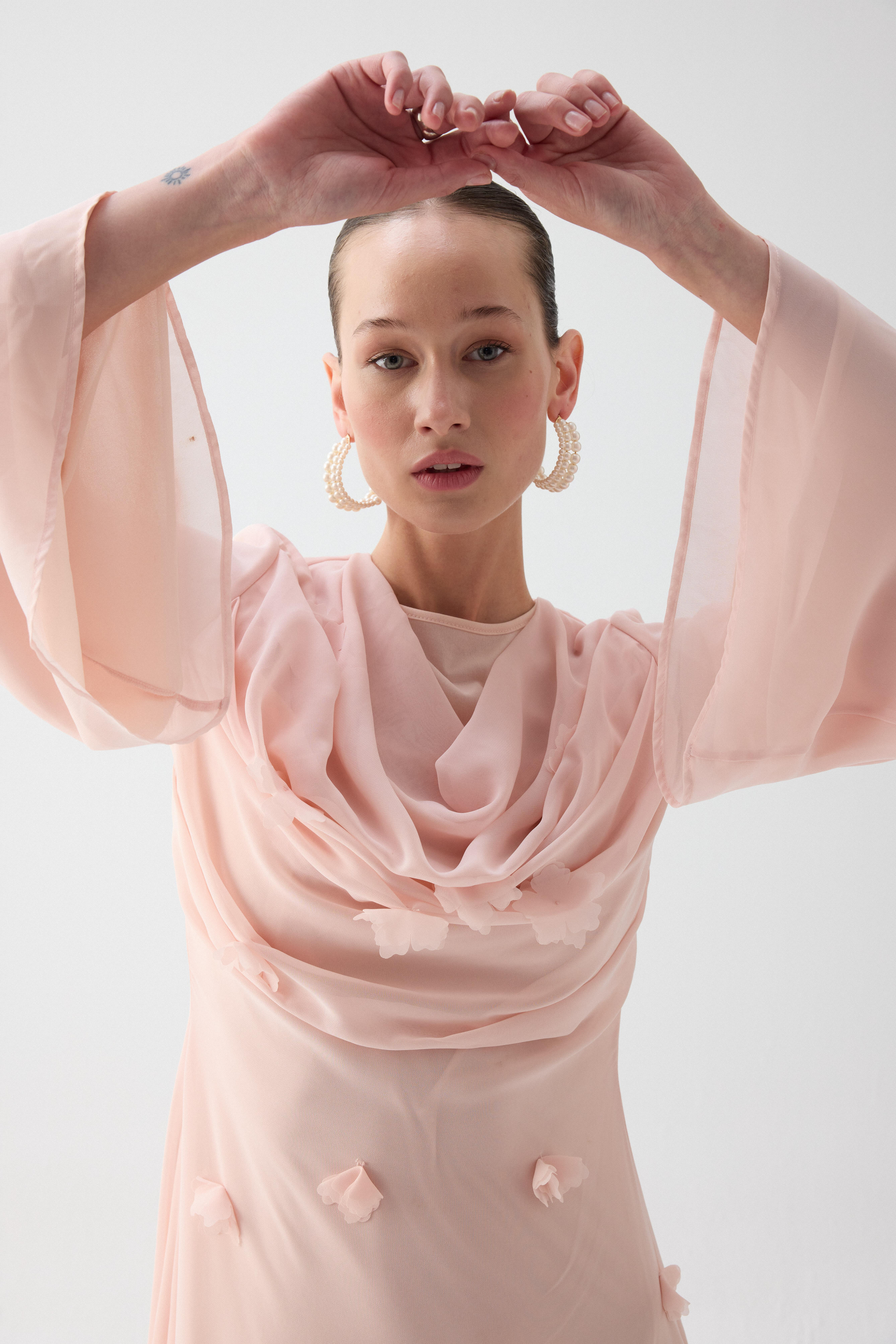 Çiçekli Drape Detaylı Elbise Pembe