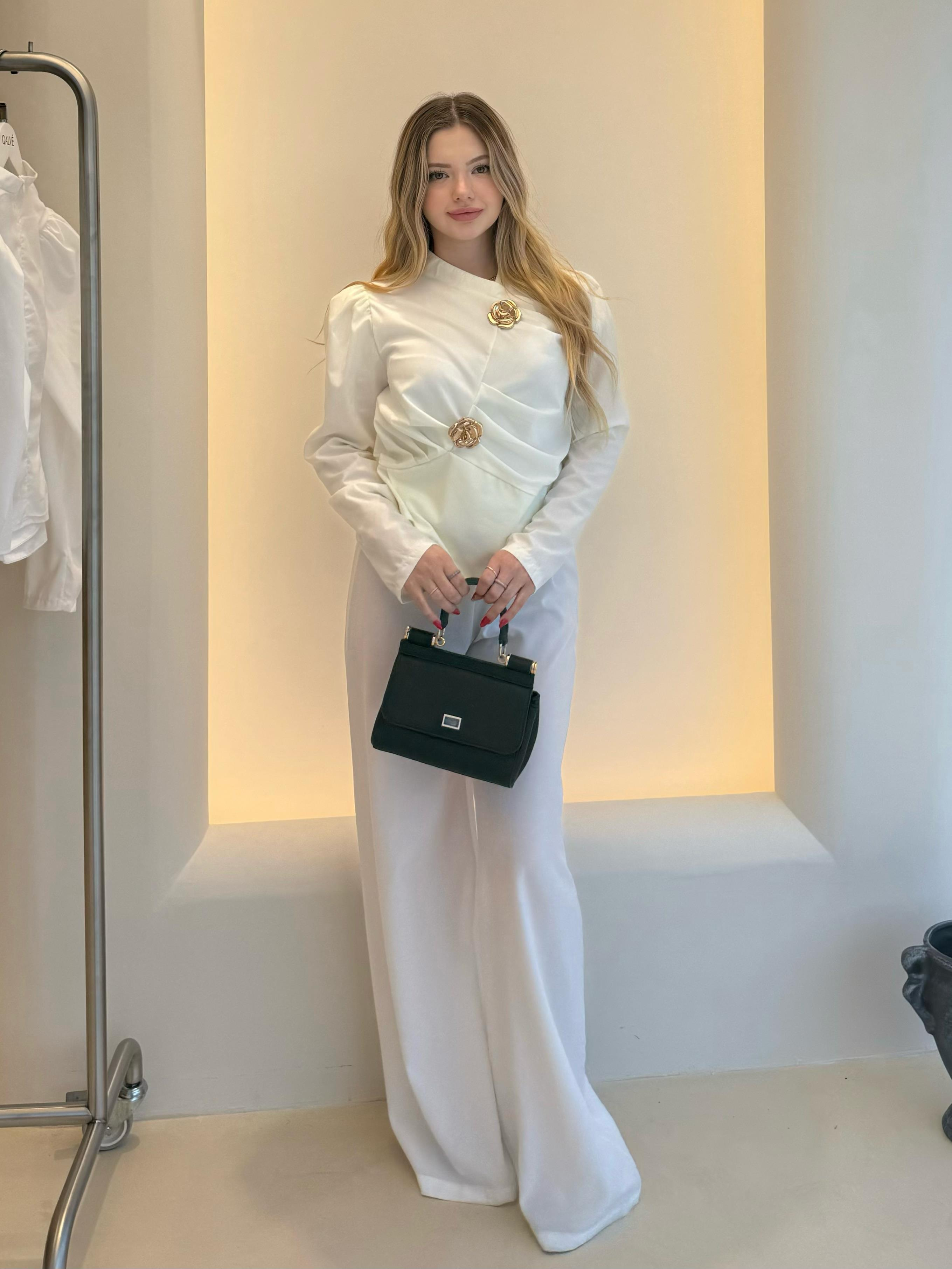 Drape Aksesuarlı Gömlek Taş