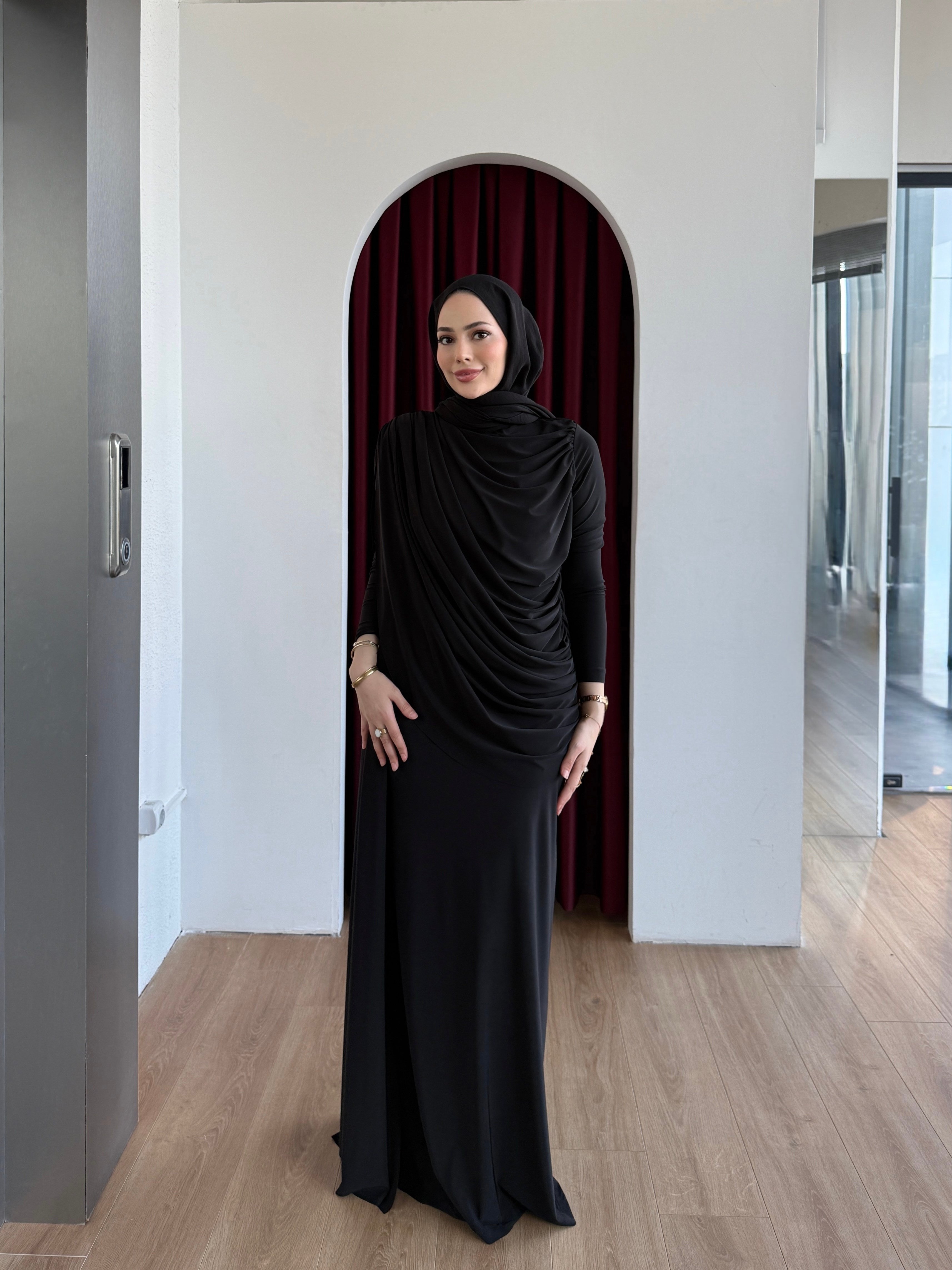 Drape Detaylı Elbise Siyah