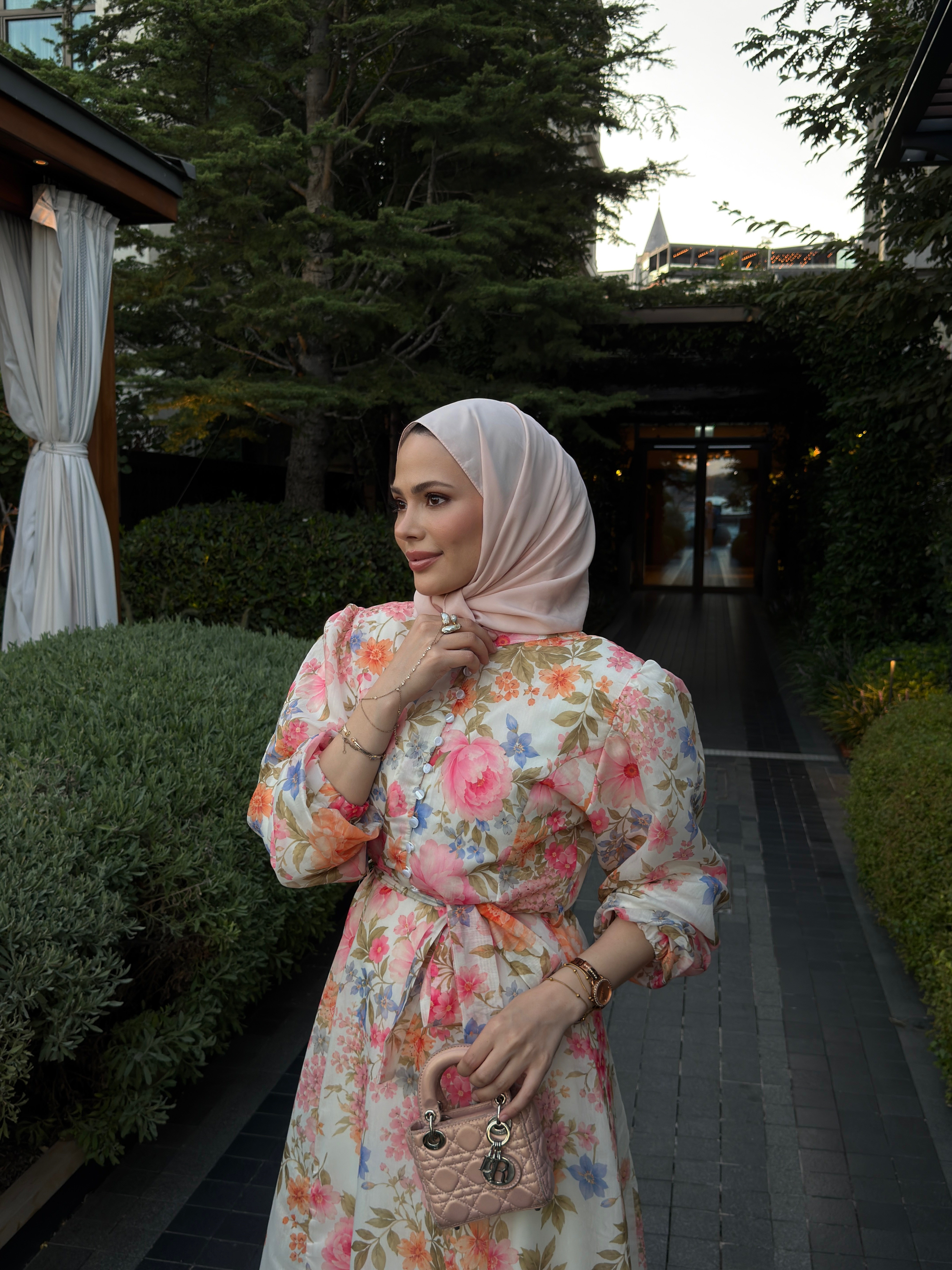 Flora Çiçekli Elbise Pembe