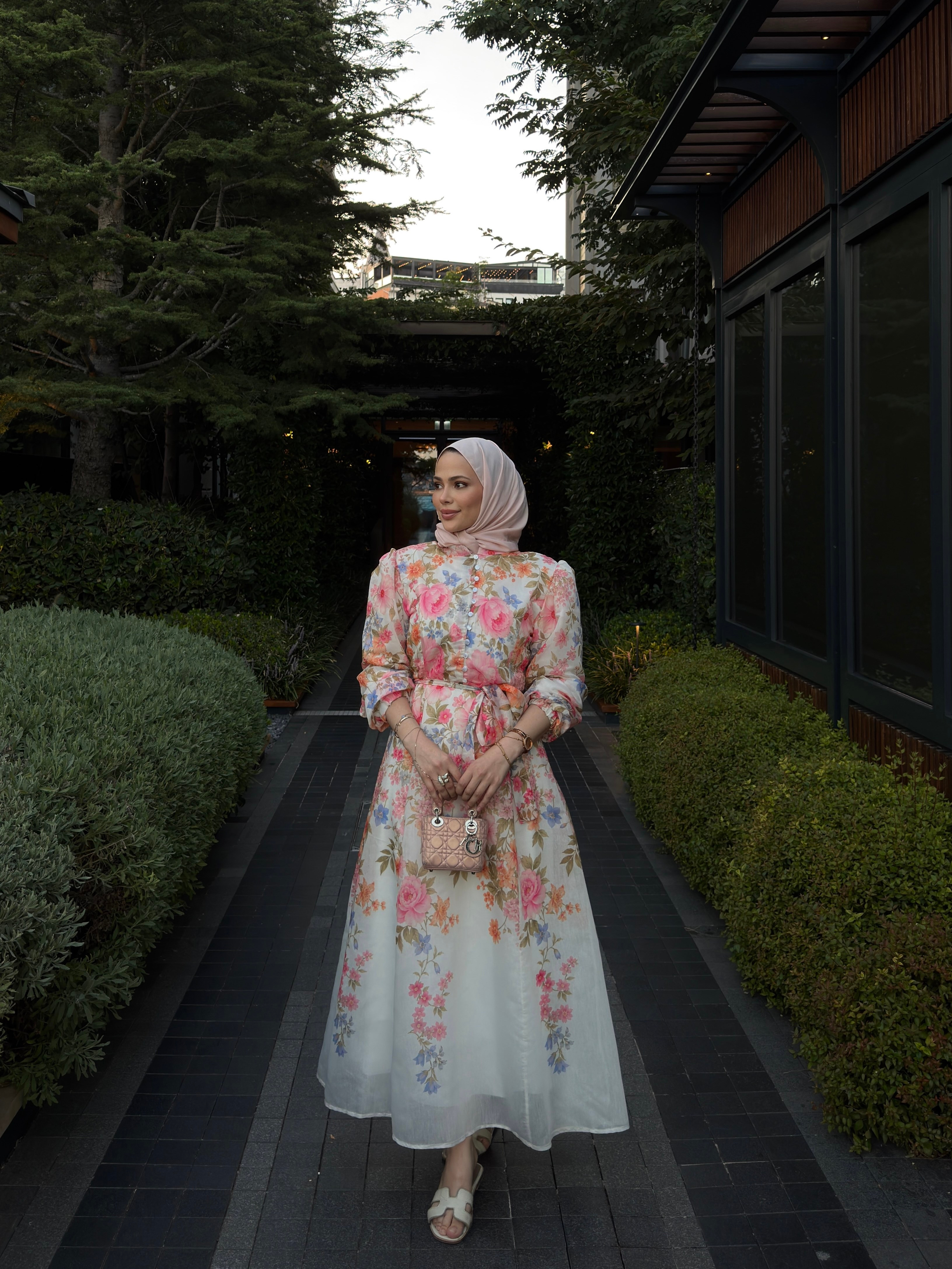 Flora Çiçekli Elbise Pembe