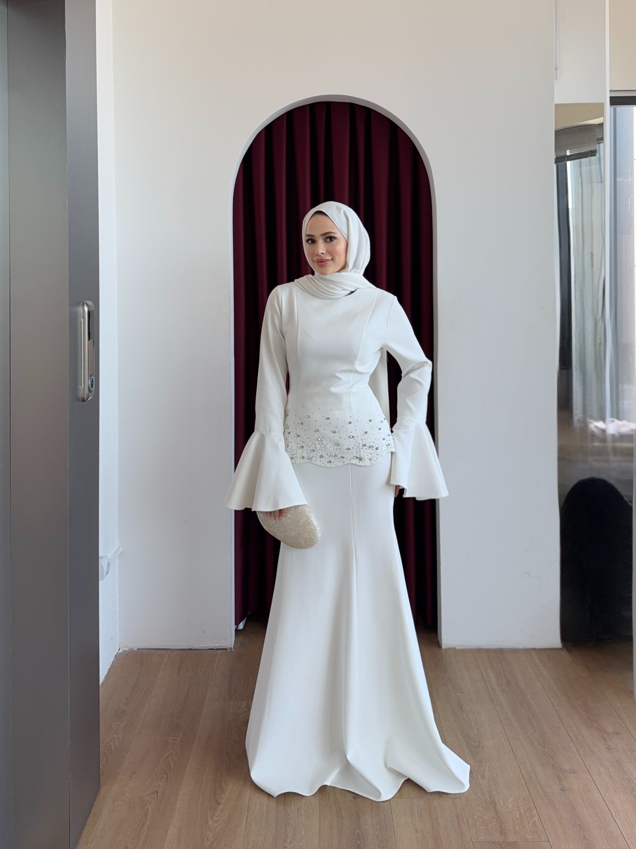 Krep Taşlı Abiye Beyaz