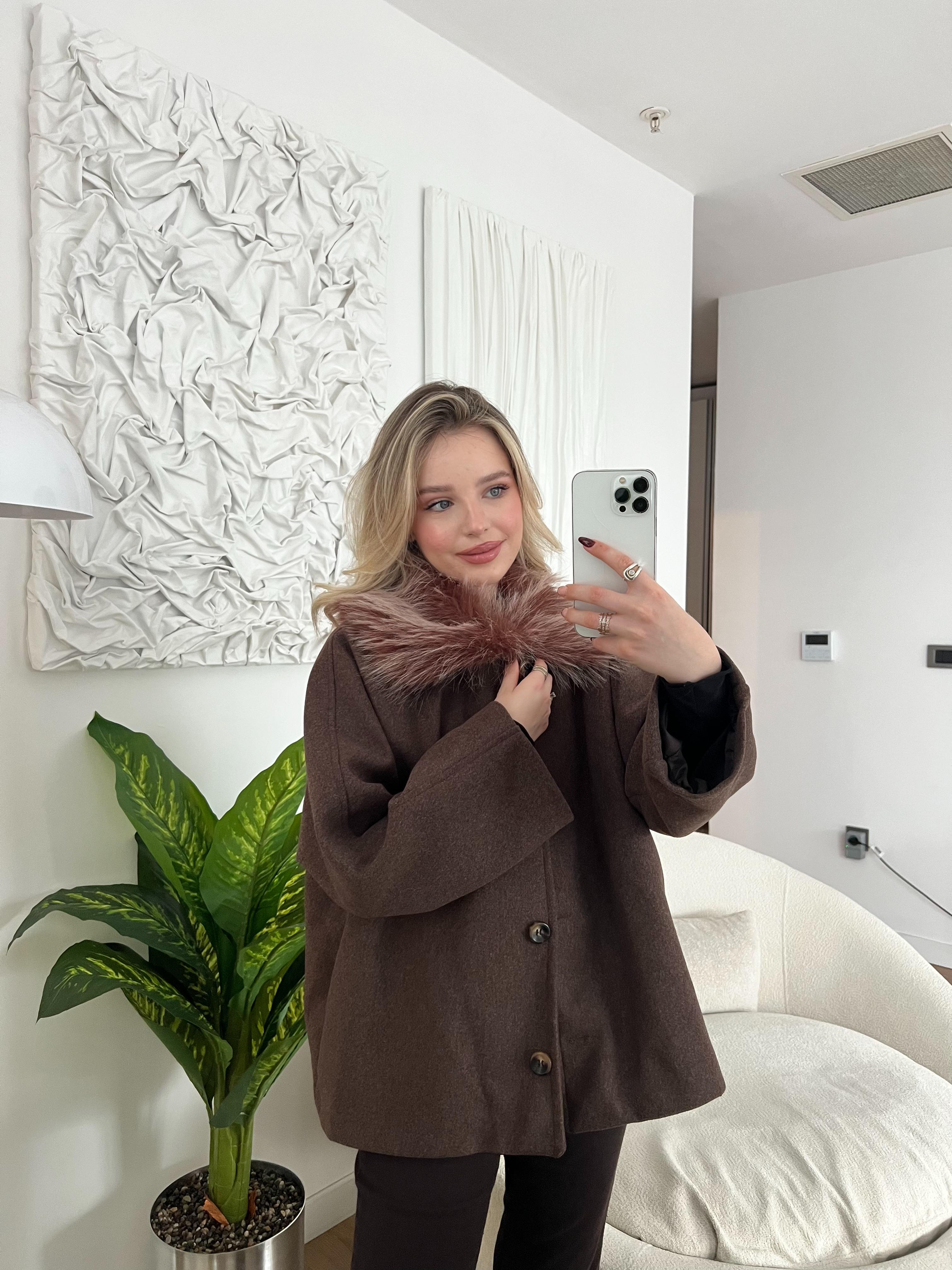 Kürk Yakalı Oversize Ceket Kahverengi